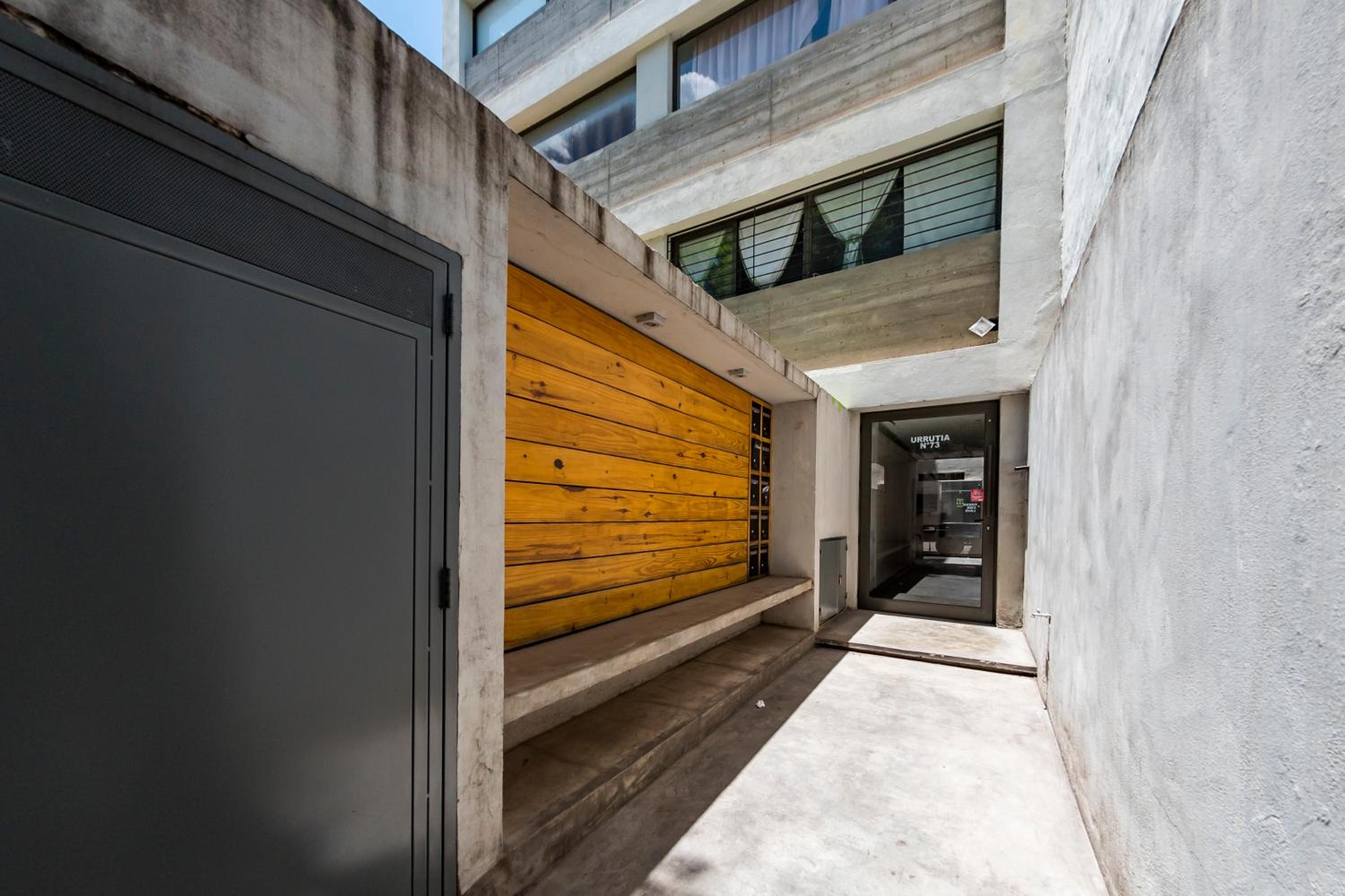 Urrutia 73 - B Alto Alberdi - Loft Elegante con Cochera para un Auto