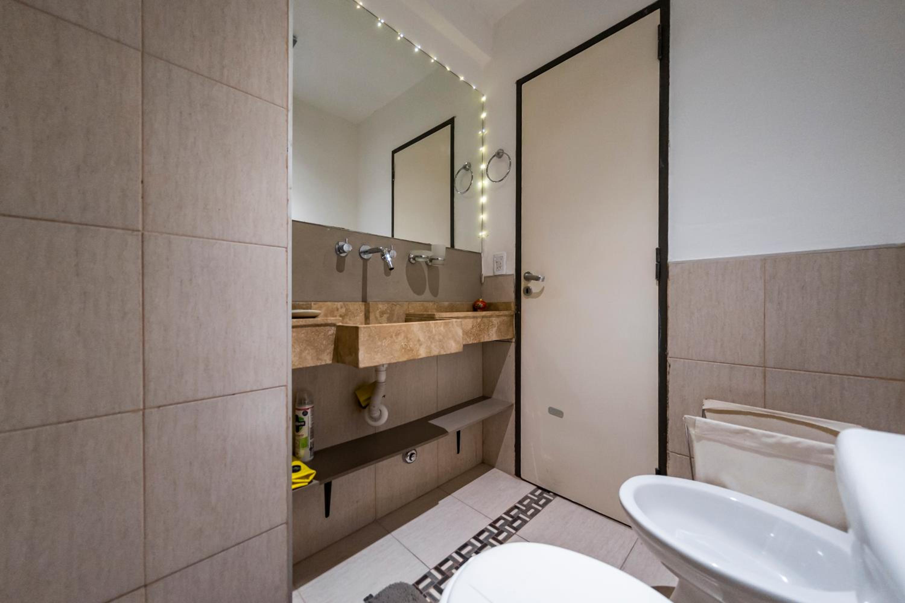 Urrutia 73 - B Alto Alberdi - Loft Elegante con Cochera para un Auto
