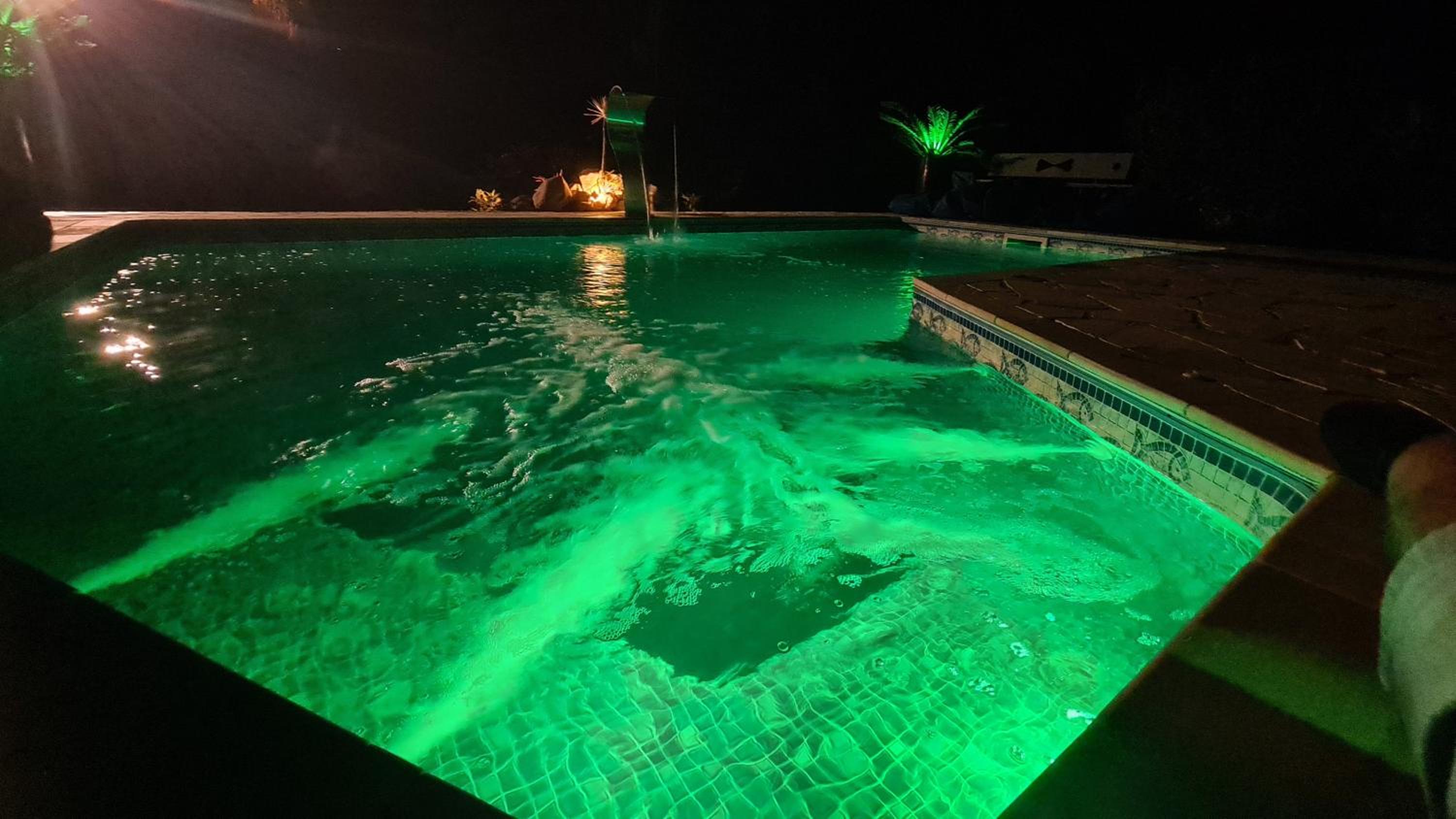 Piscina Climatizada em condomínio - Atibaia SP