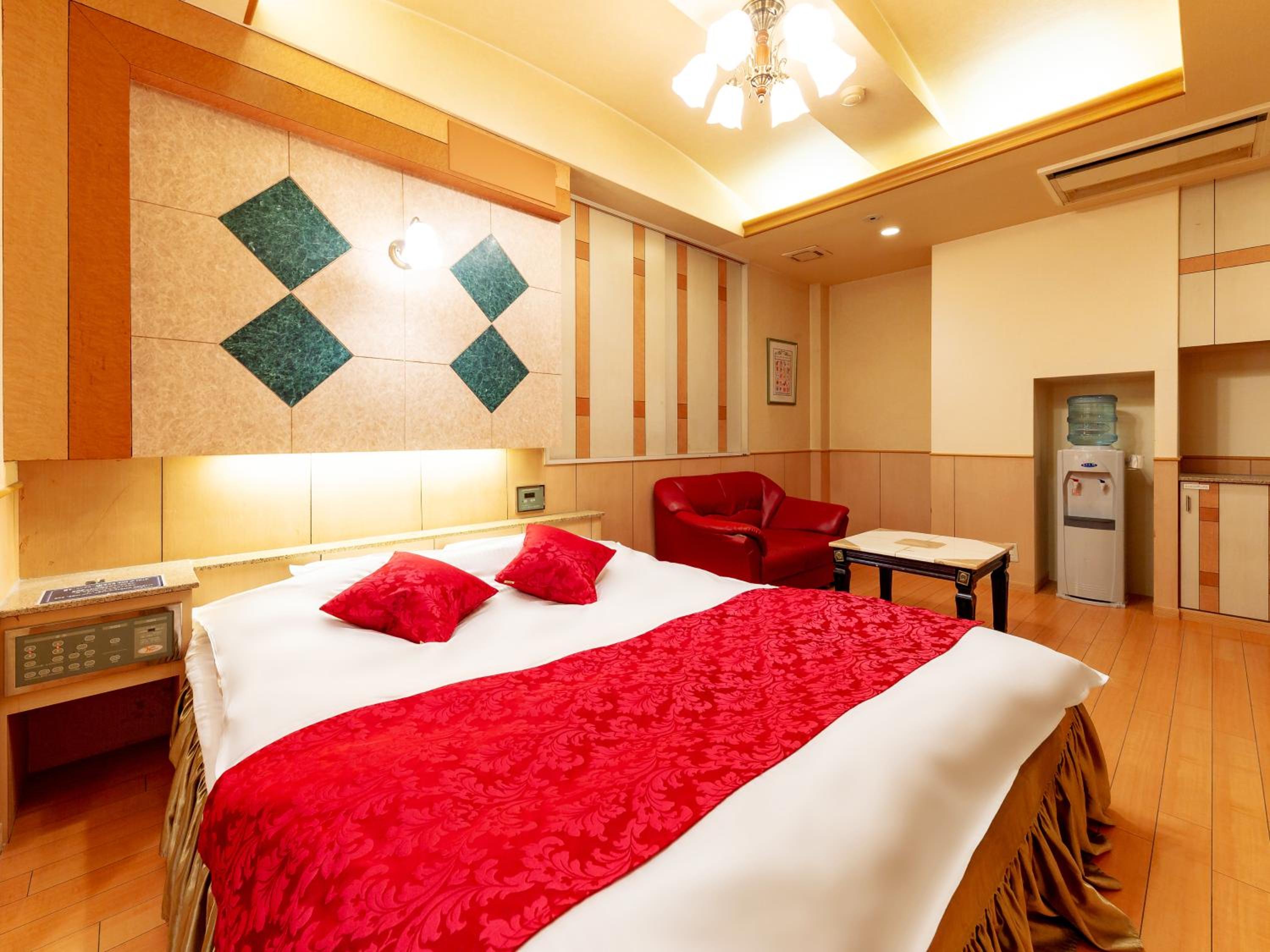 Hotel Mine (Love Hotel)