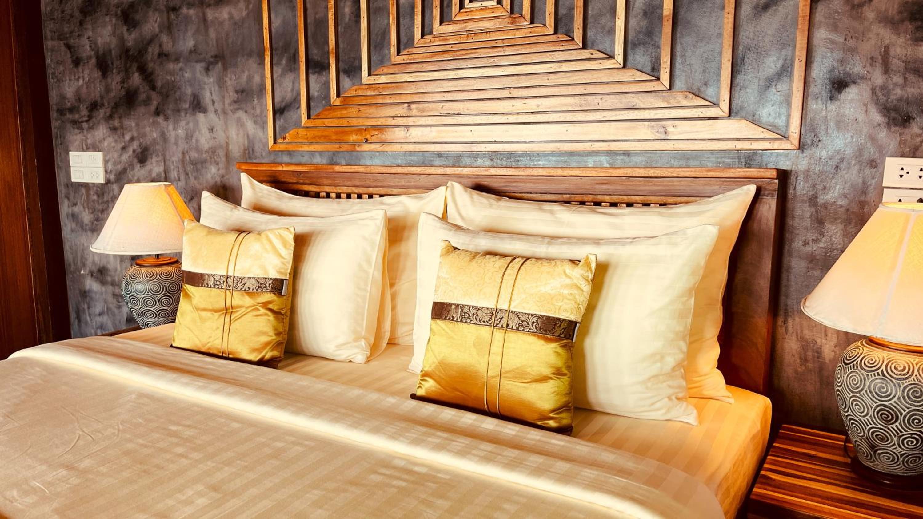 Phi Phi Phu Chalet Resort