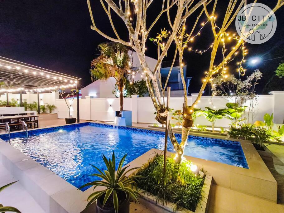 Gran Estancia Villa @ JBcity Home