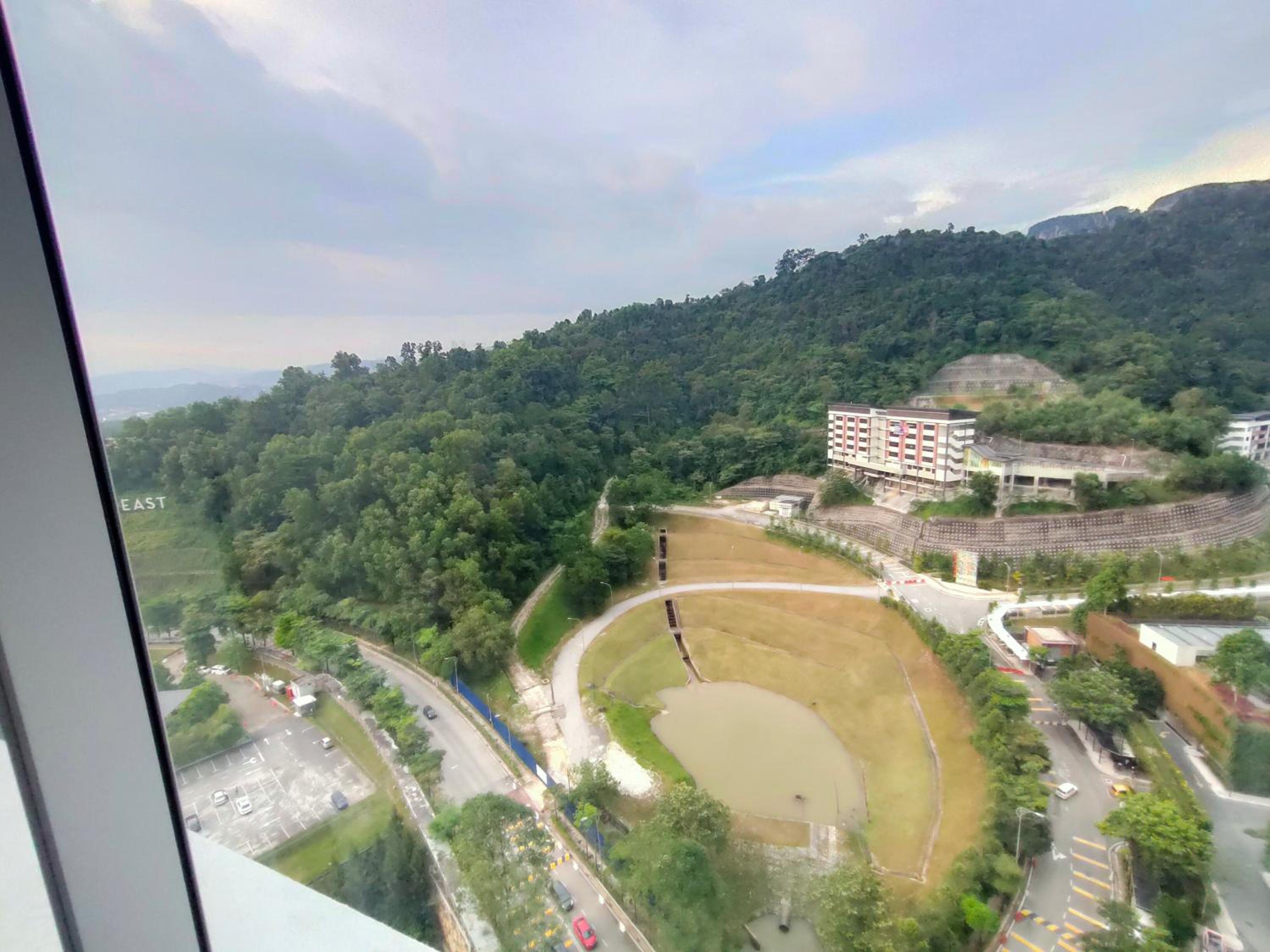 KL EAST RIDGE RARA SUITE HOMESTAY