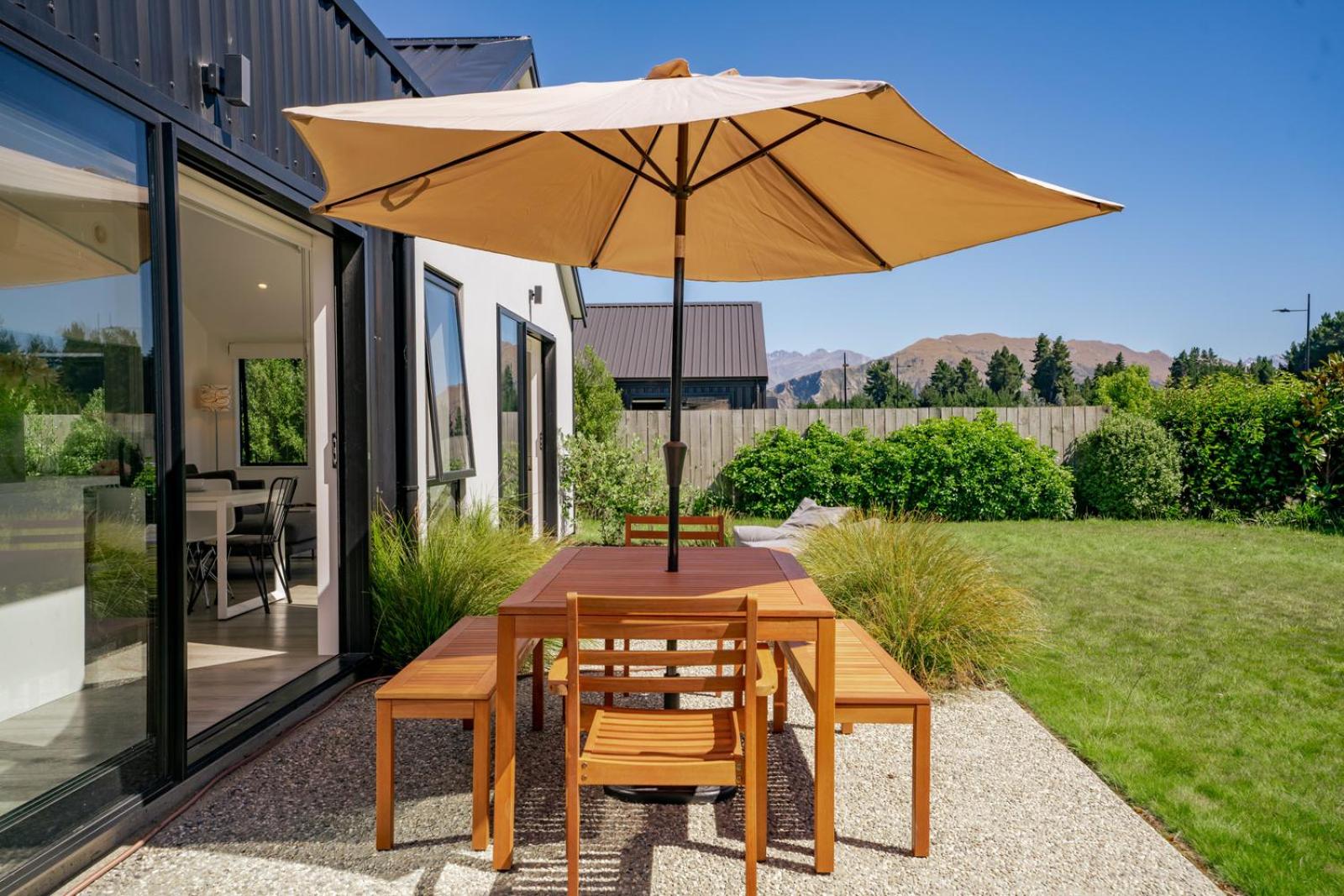 Northlake Hideaway - Wanaka Holiday Home view 3