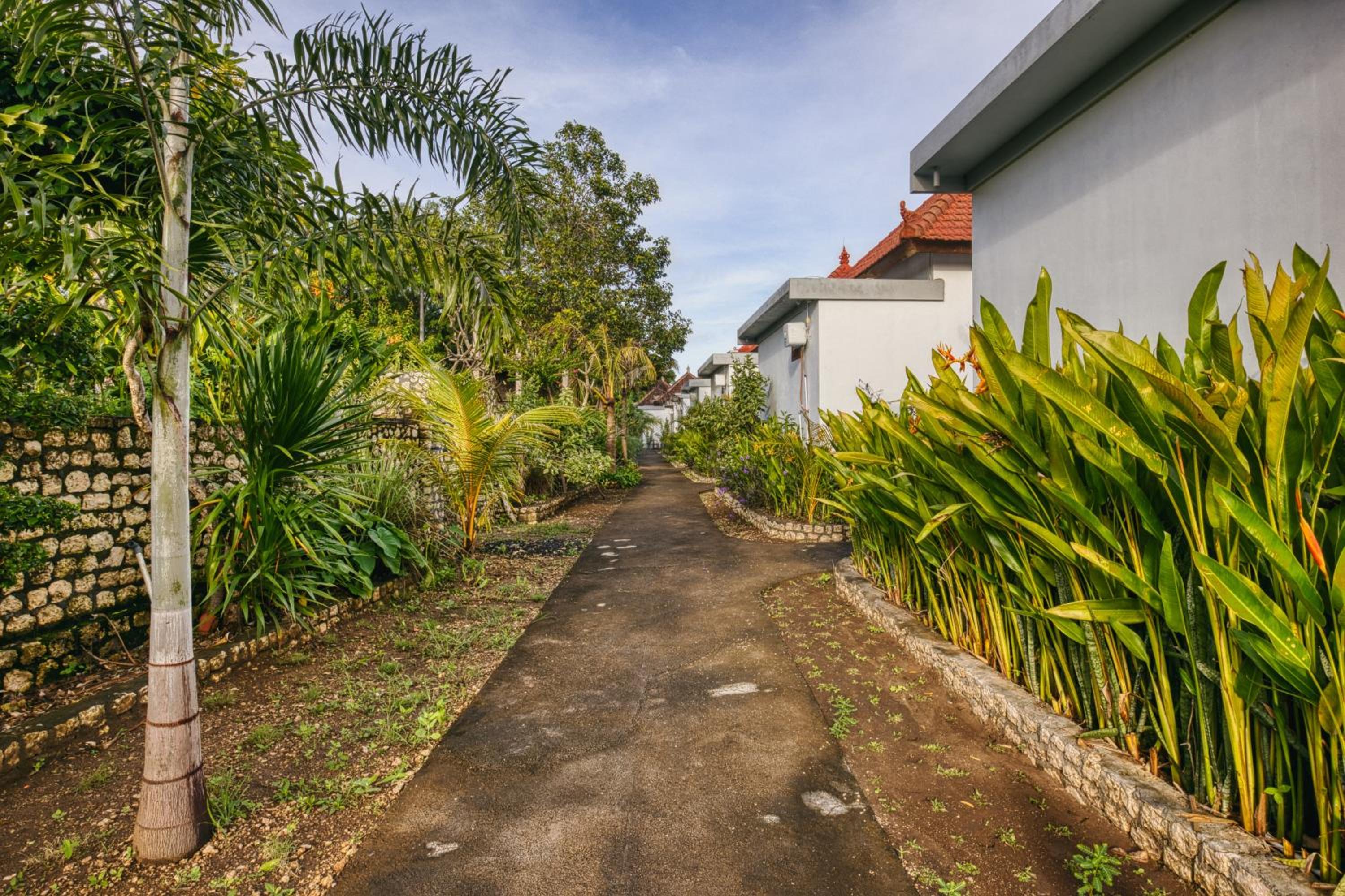 Tunjung Hill Cottage view 3