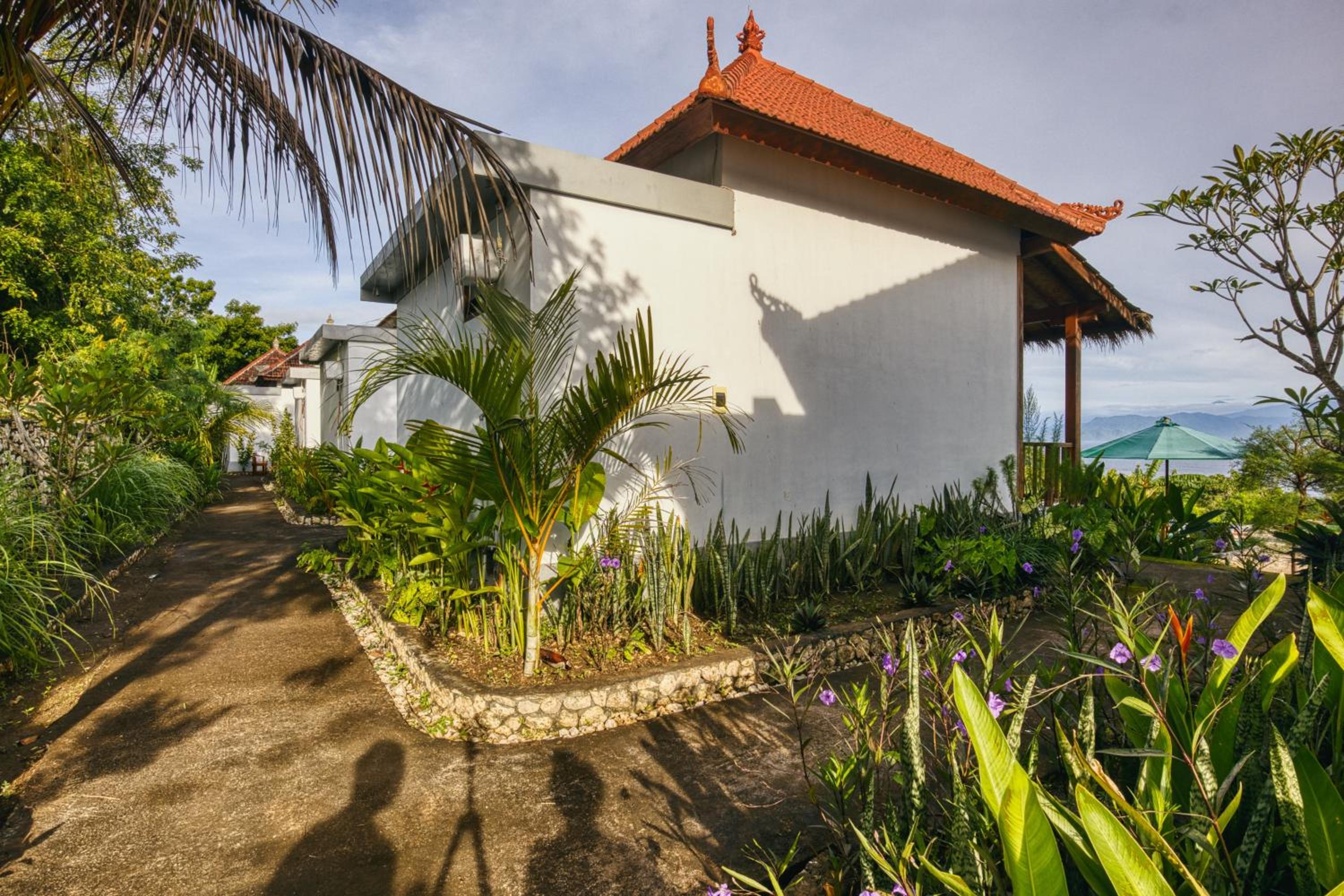 Tunjung Hill Cottage view 4