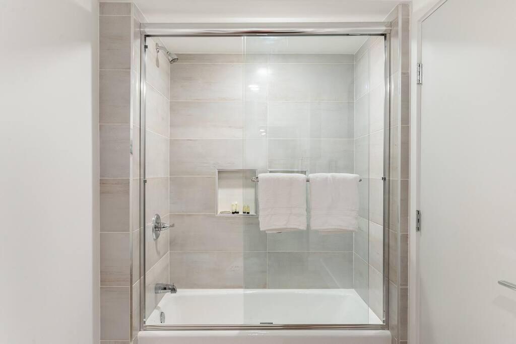 CHARMING 4BDR TOWN HOUSE