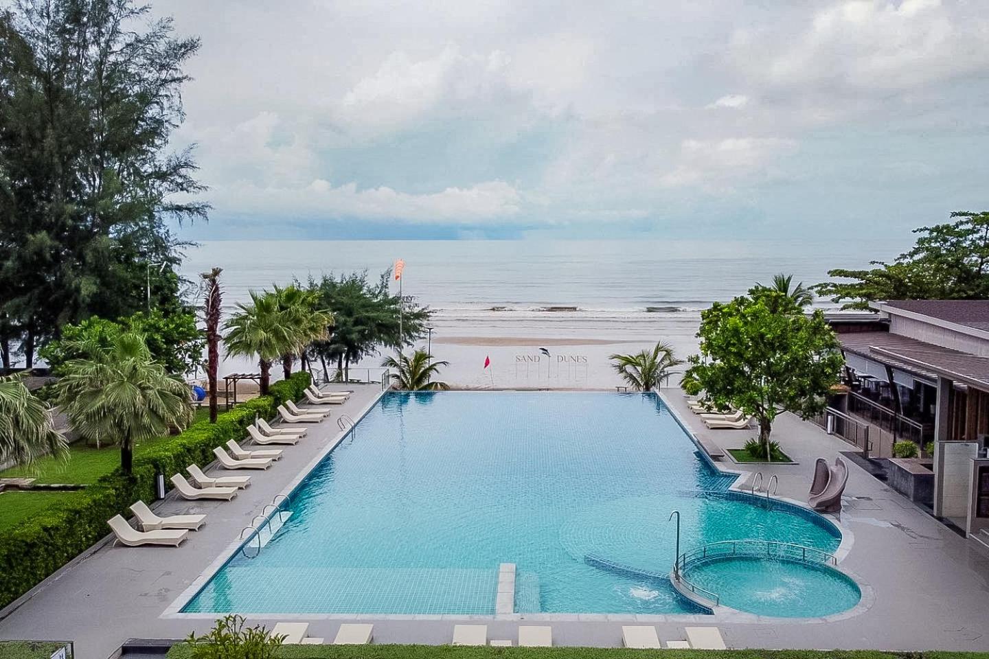 Sand Dunes Chaolao Beach Resort