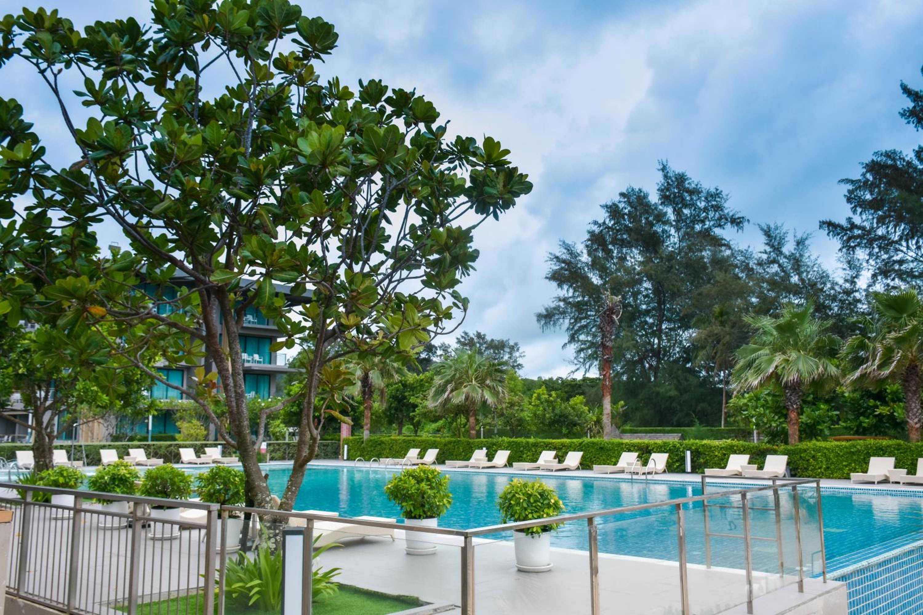 Sand Dunes Chaolao Beach Resort