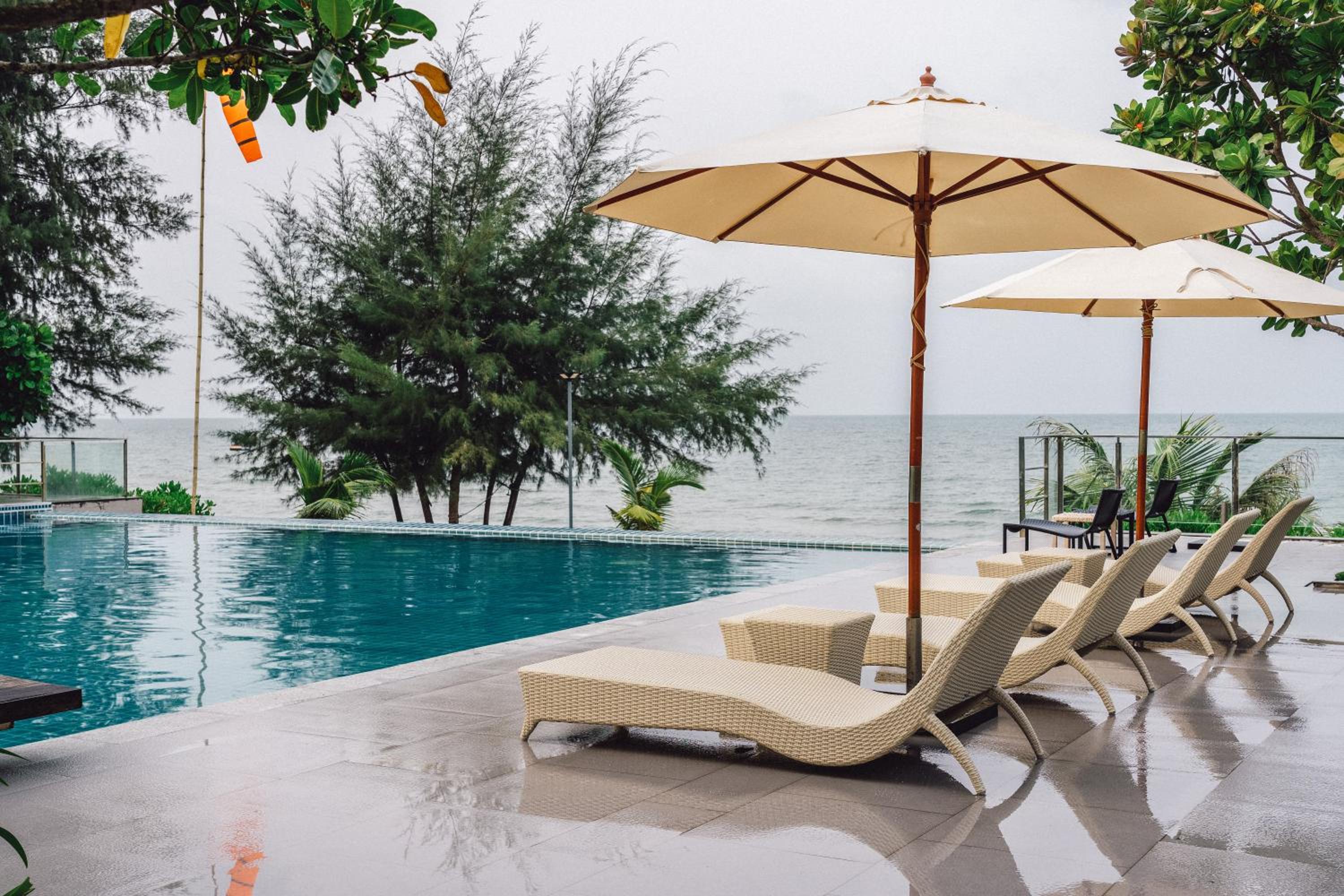 Sand Dunes Chaolao Beach Resort