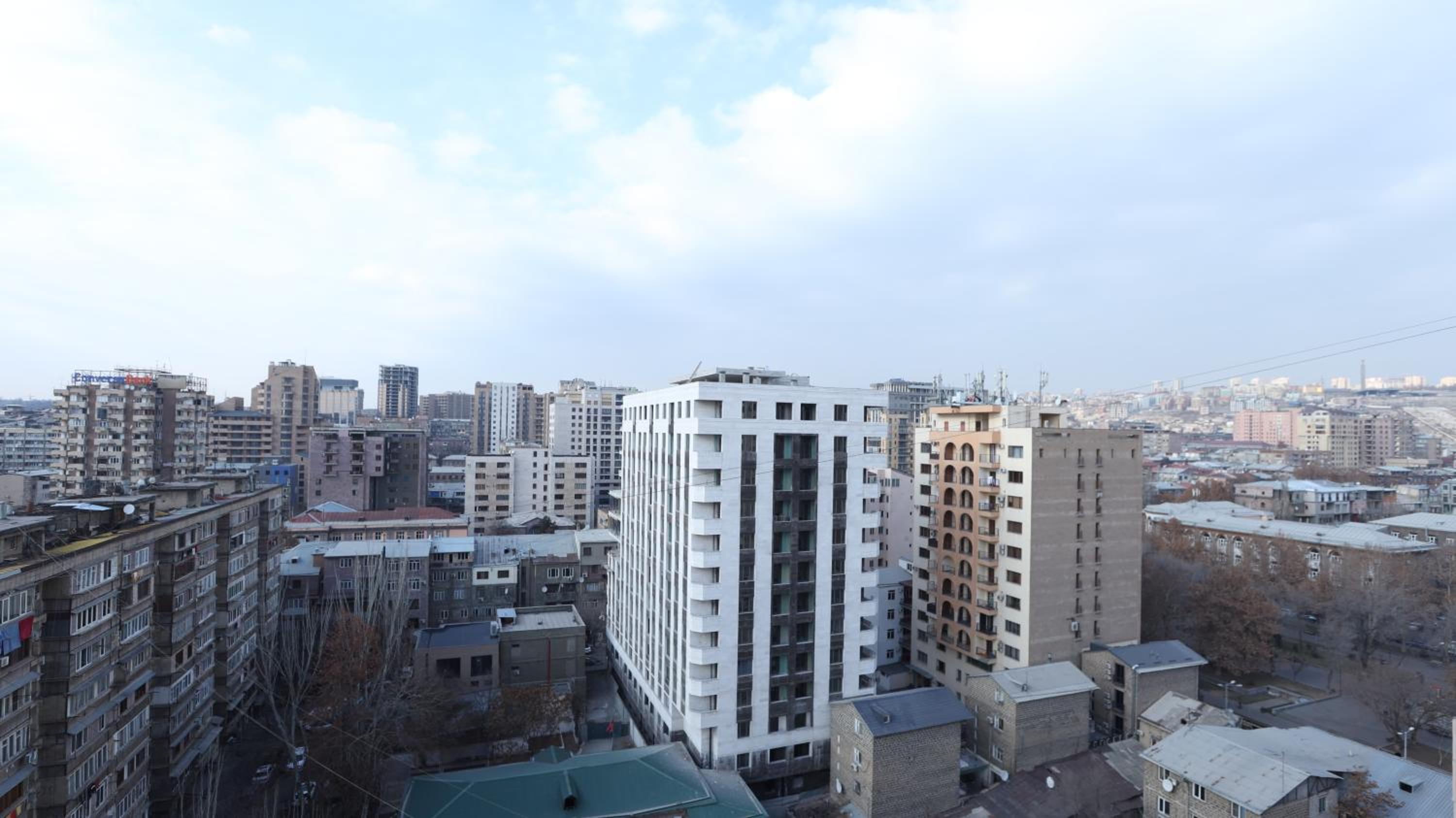 Apart-hotel on Koghbatsi 16