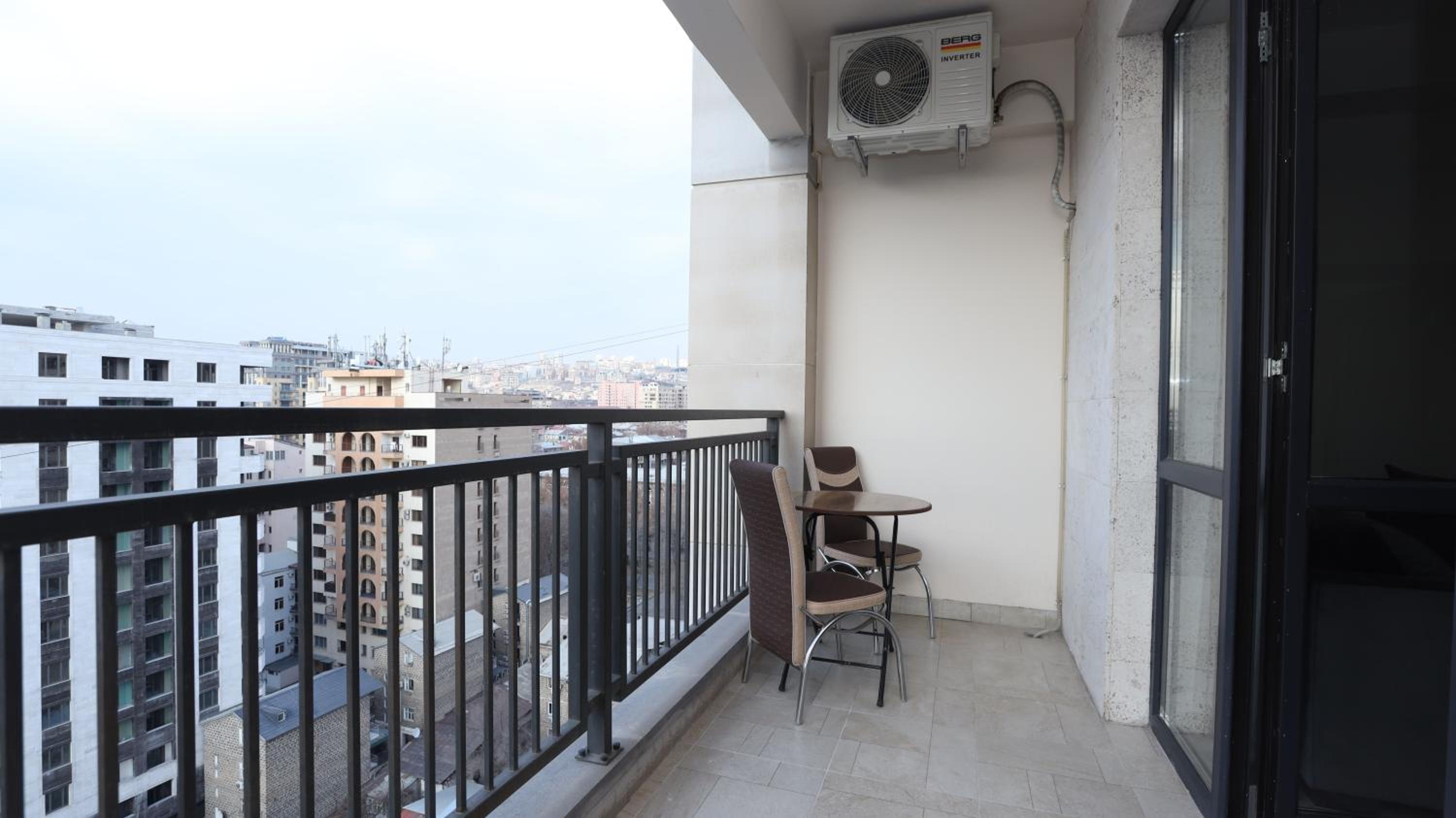 Apart-hotel on Koghbatsi 16