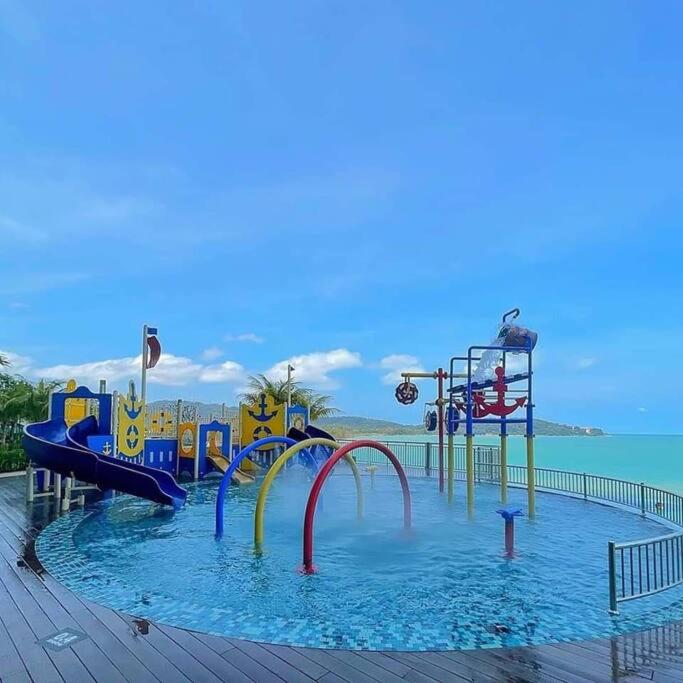 Cozy Seaview Studio 2 HSHomestay