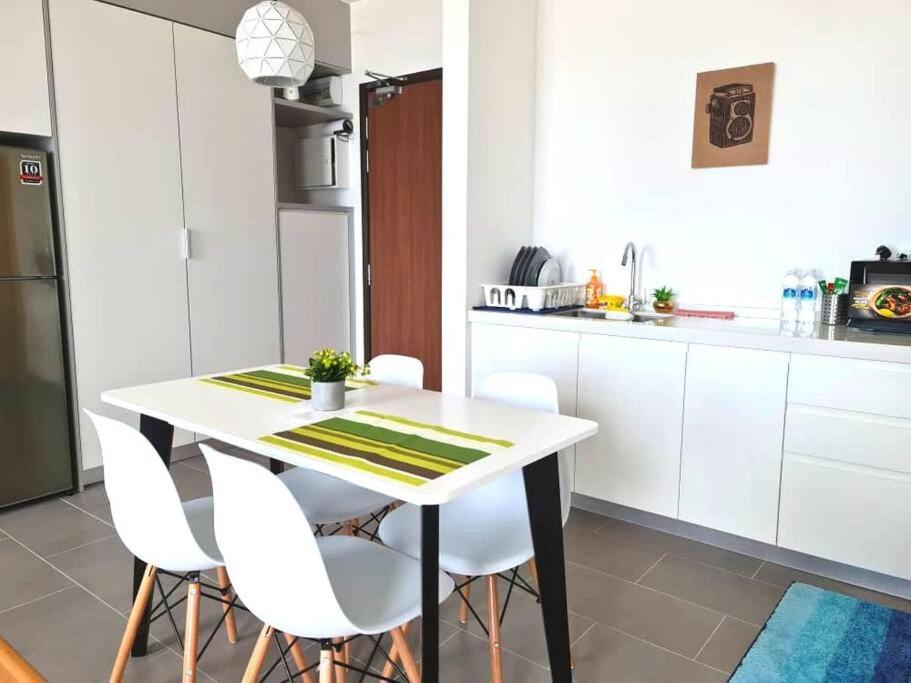 Cozy Seaview Studio 2 HSHomestay
