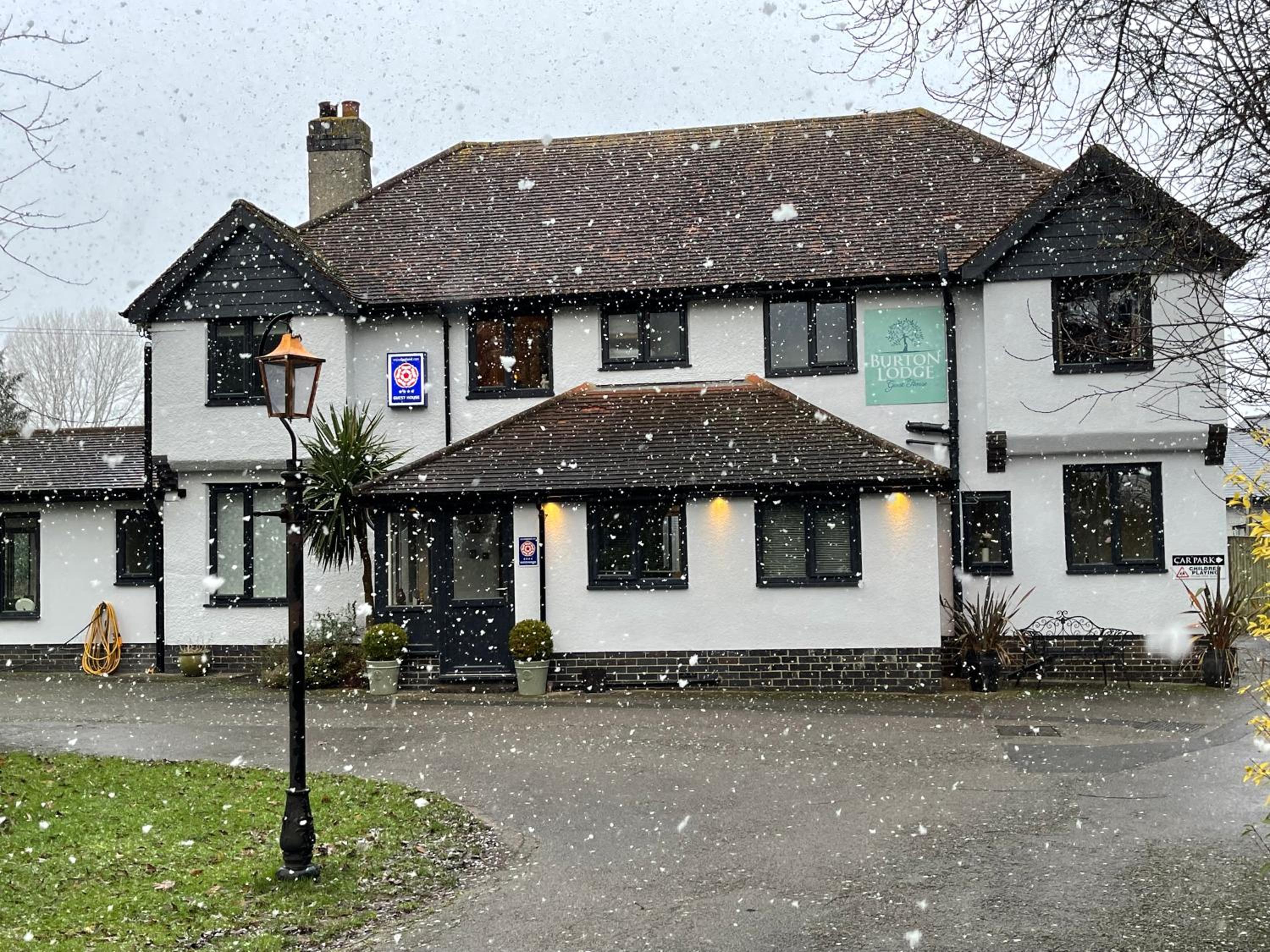 Burton Lodge Guest House & Spa