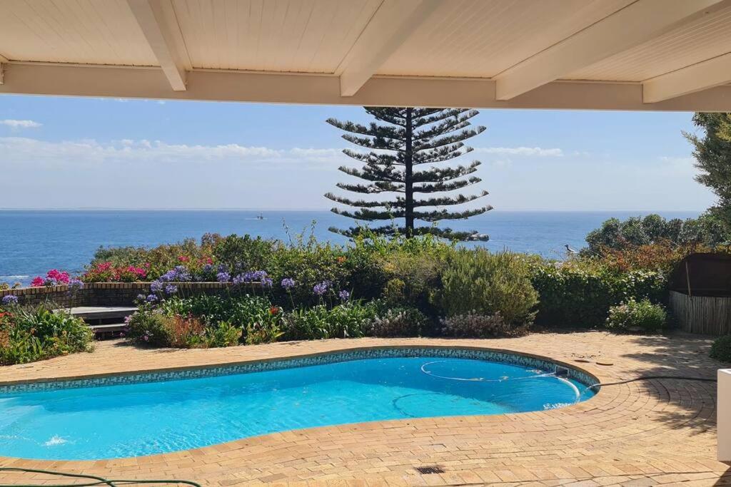 Hotel Neptunes Seat - Garden Paradise with Ocean Views - Image 1