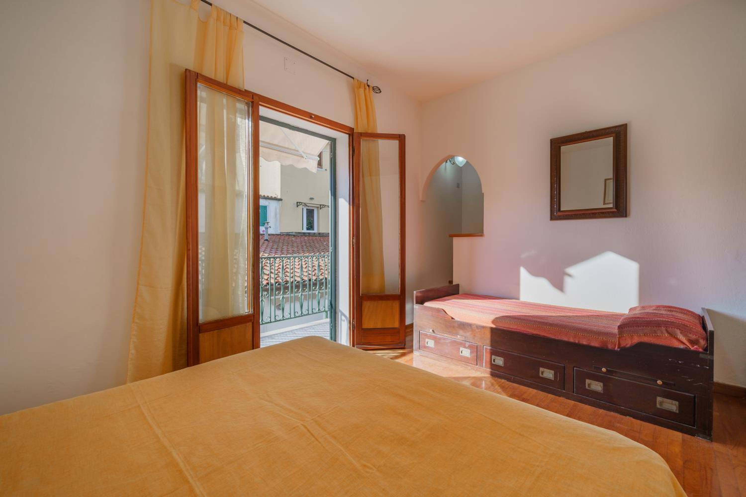 Casa Barbarossa 12 - Goelba view 5