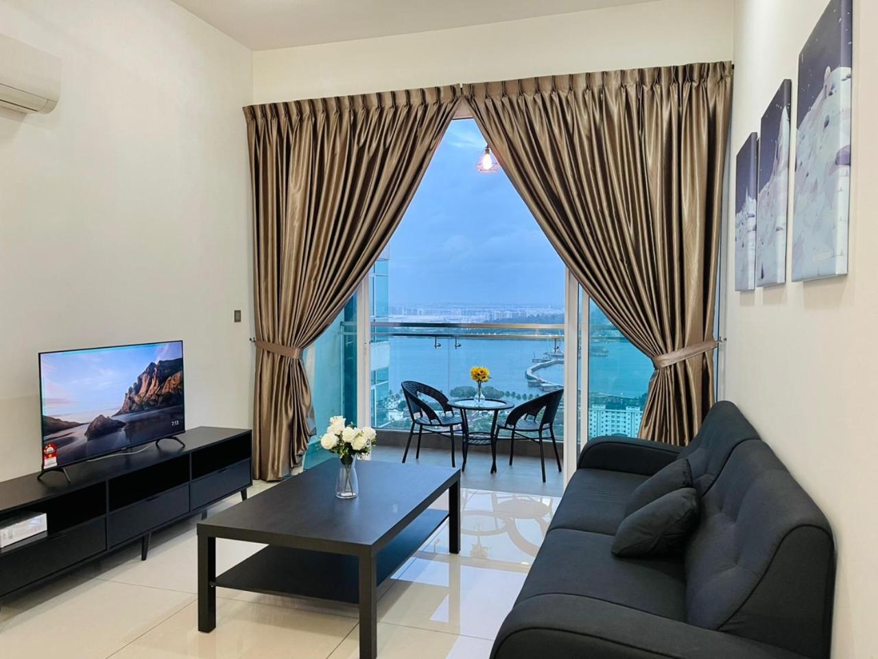 Paragon Suite Homestay by Antlerzone