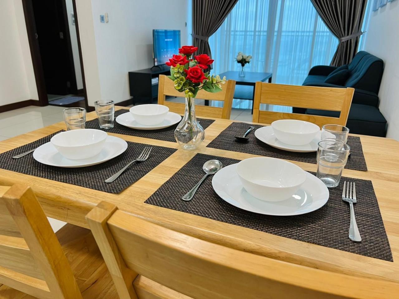 Paragon Suite Homestay by Antlerzone