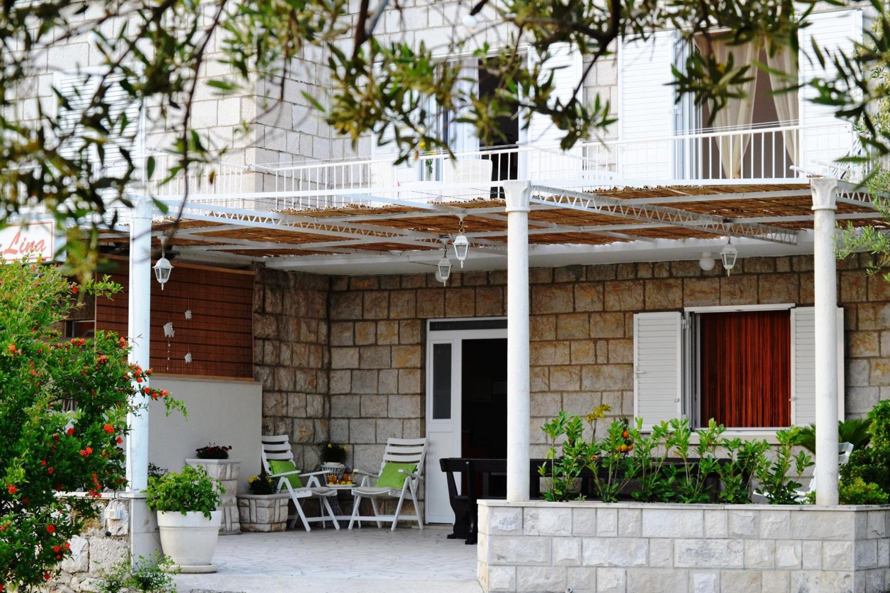 Apartments Lina