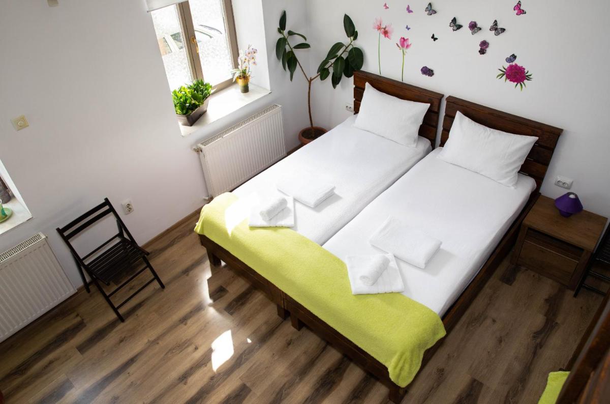 Cosy apartment in city centre view 4
