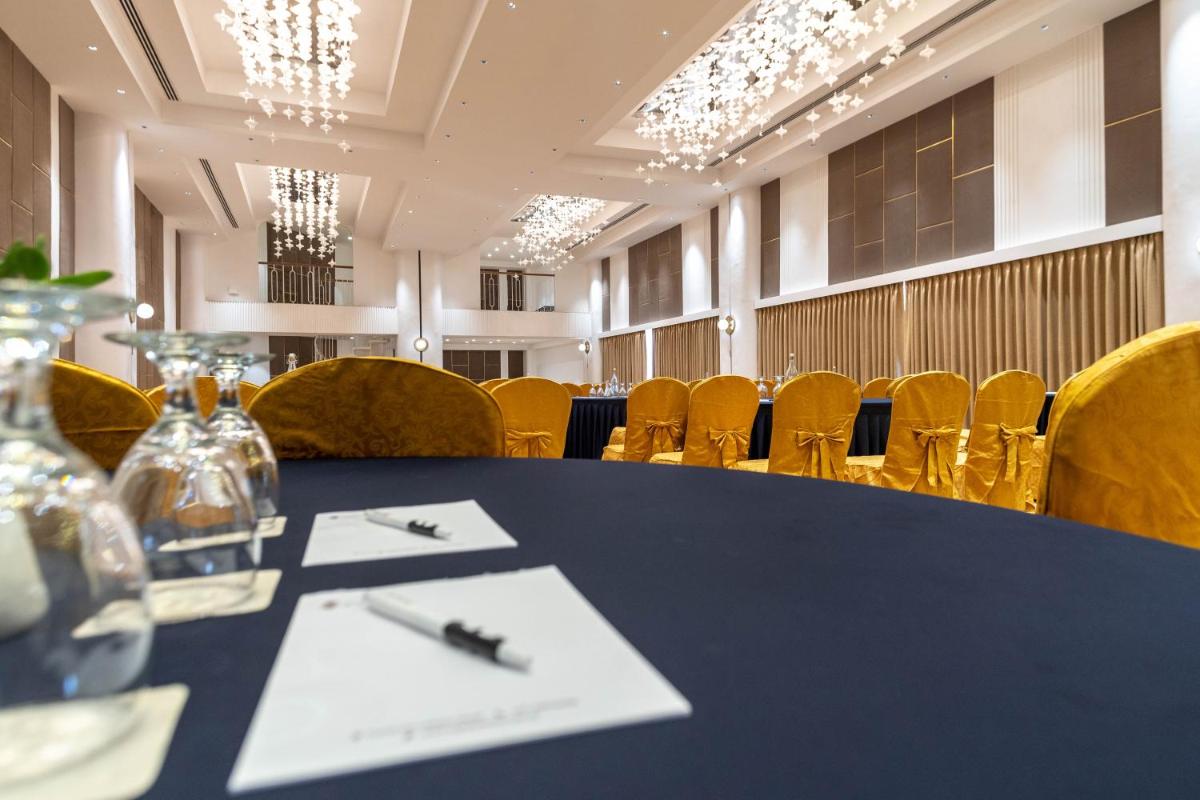 meeting room