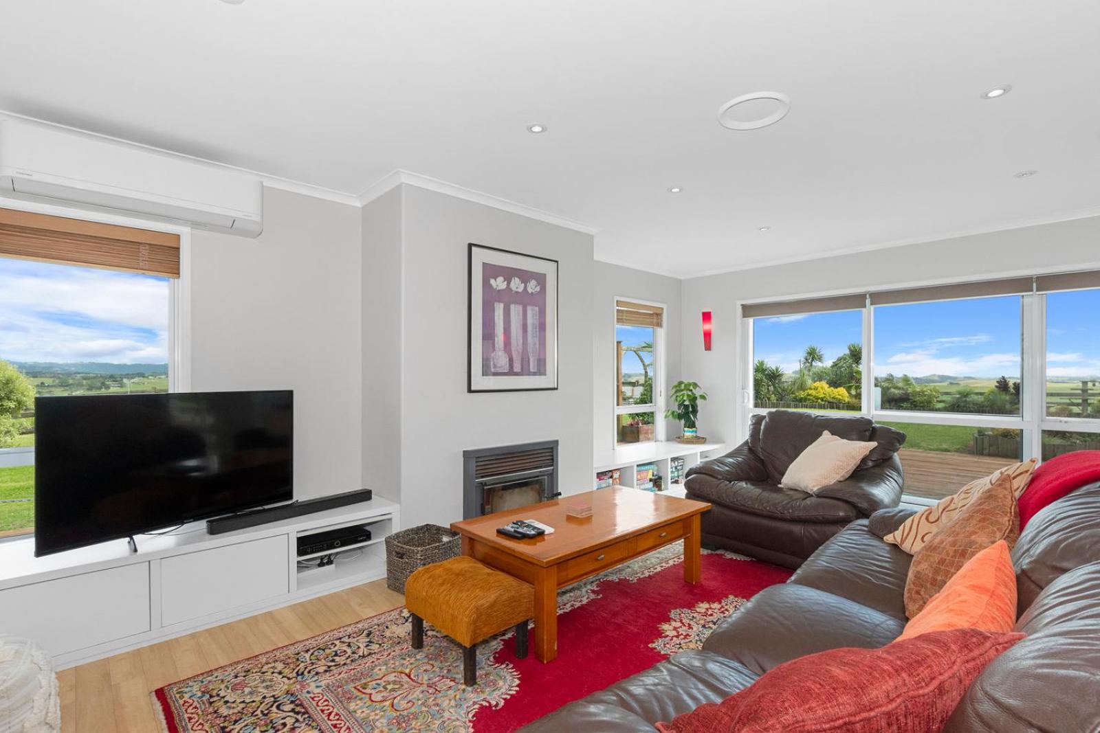 Green View - Parua Bay Holiday Home