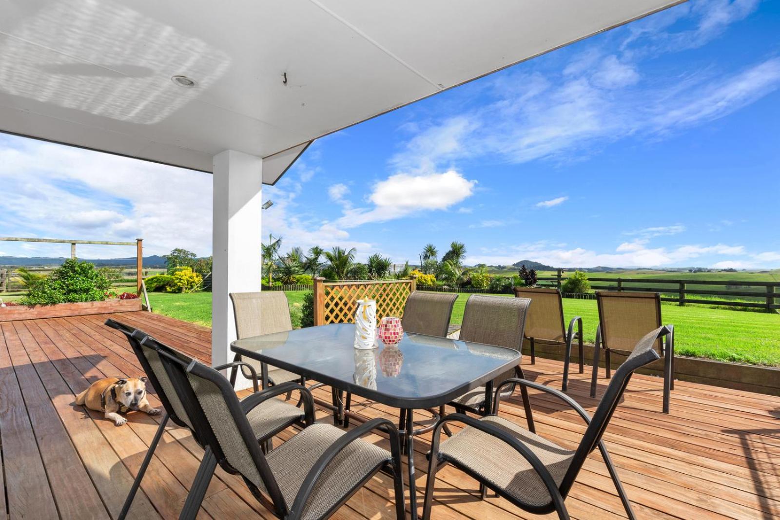 Green View - Parua Bay Holiday Home