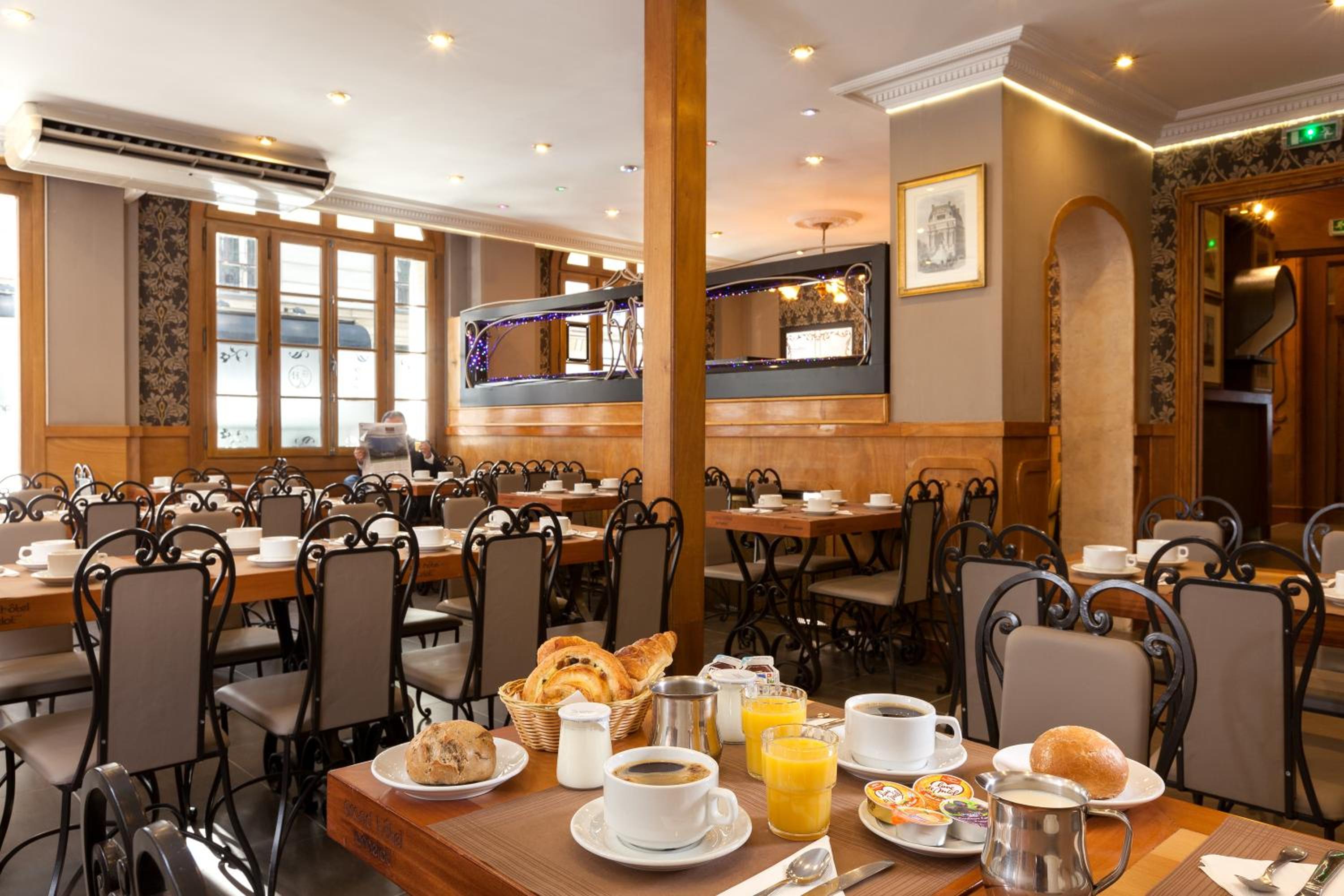 restaurant