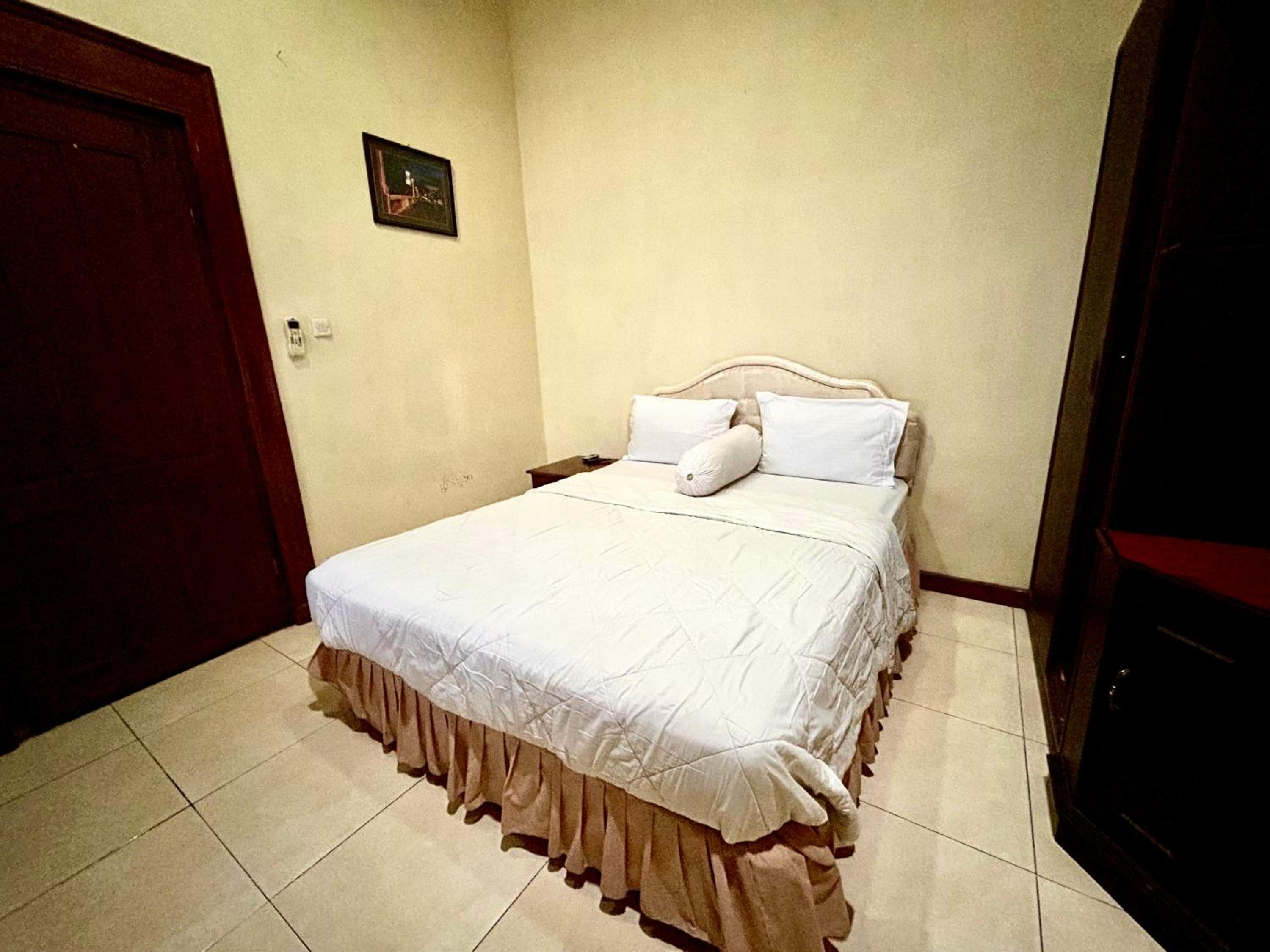 Ndalem Maharani Guest House