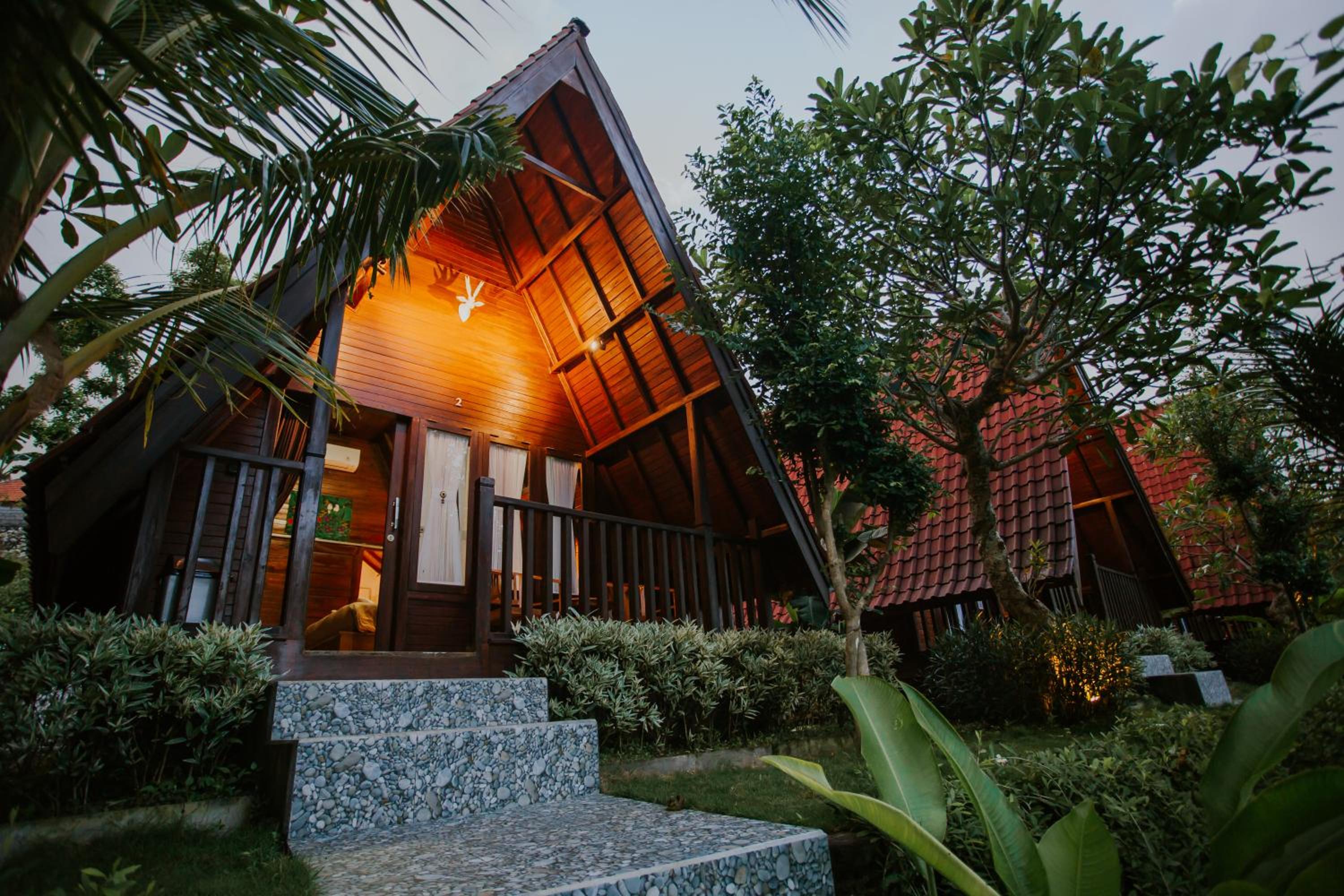 JUN COTTAGE view 5
