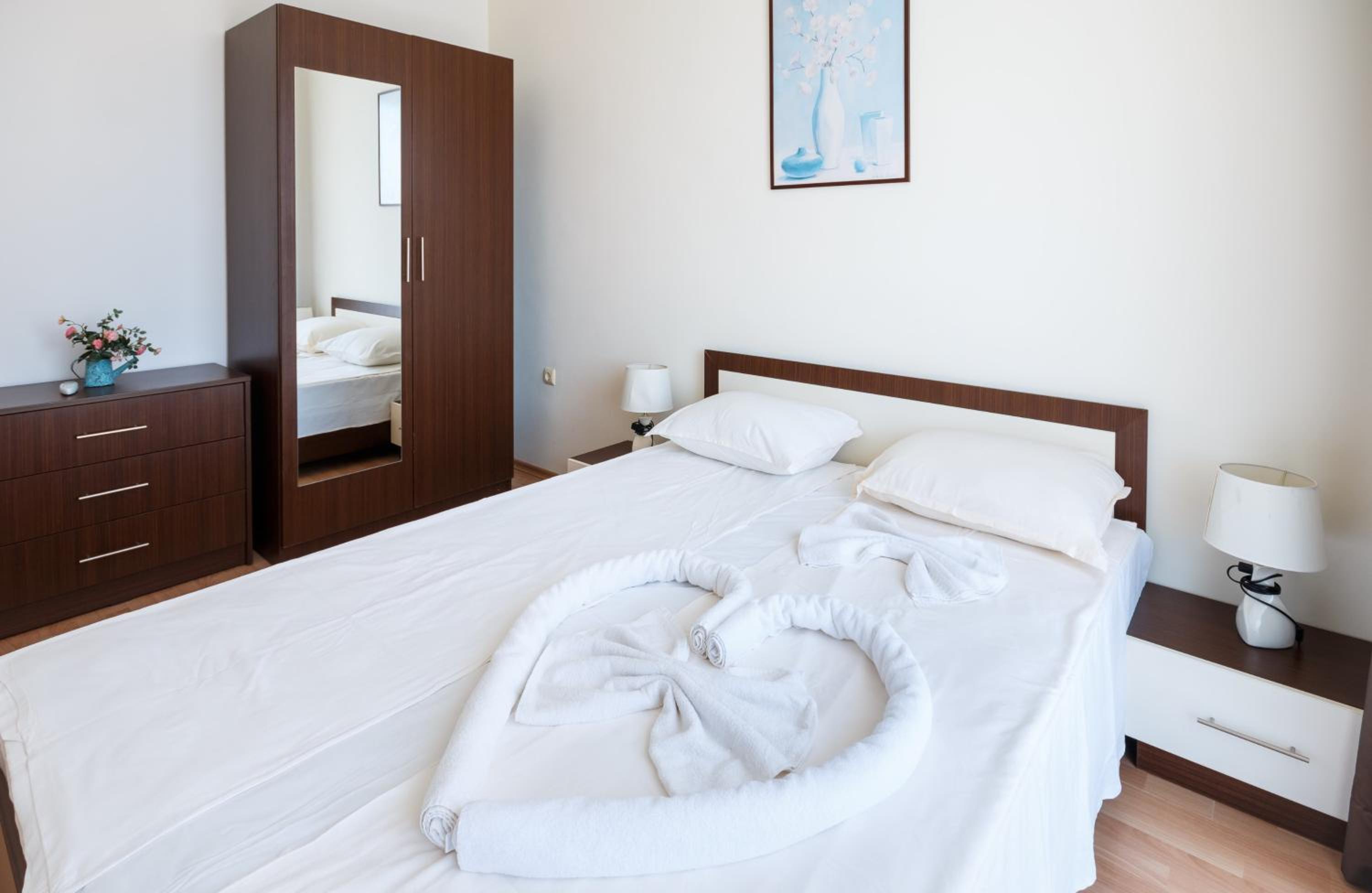 Charming 1 Bedroom Apartment for 2 People