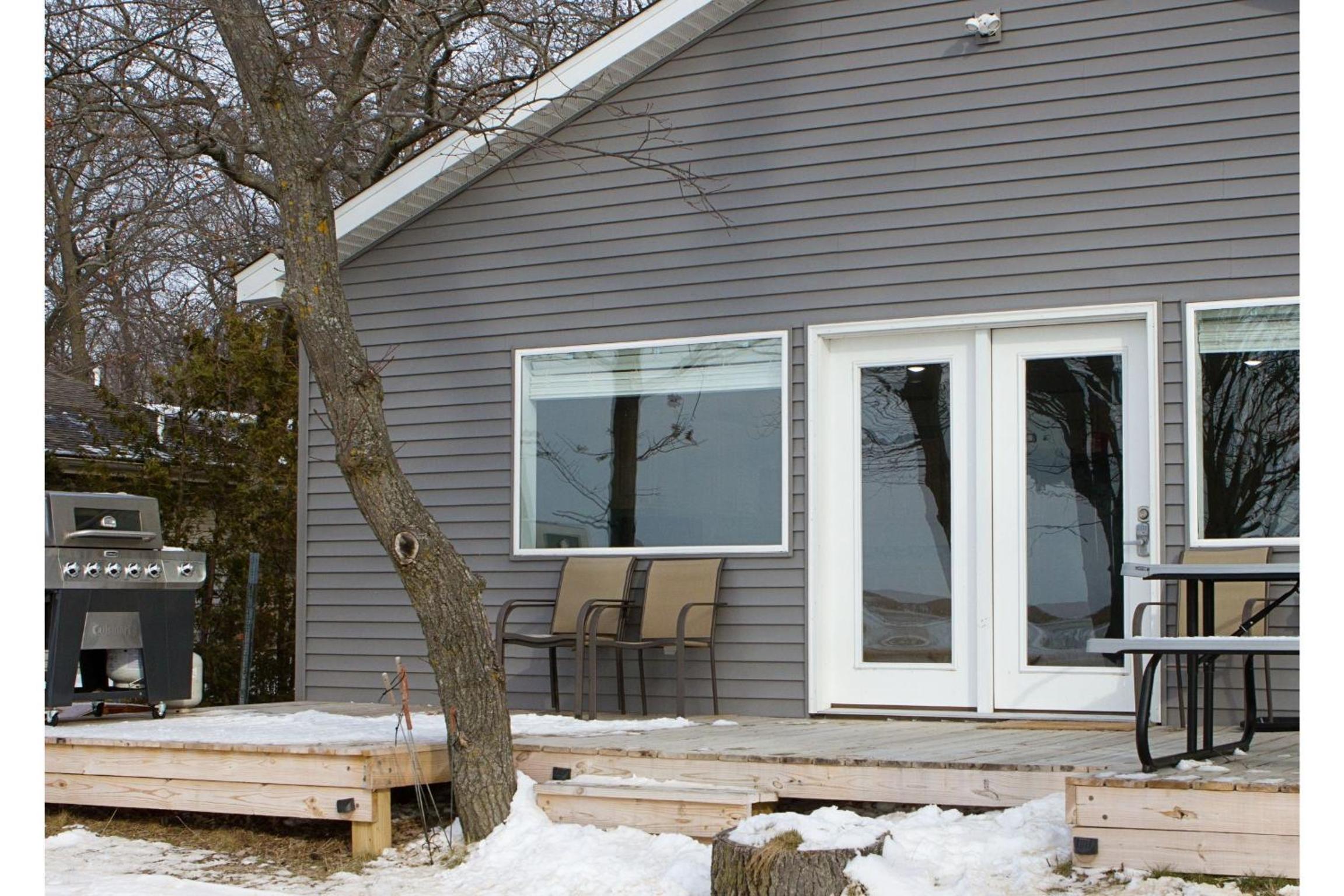 Cozy Home Lake Huron II