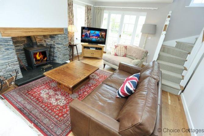 GEORGEHAM WHITEHAVEN 3 Bedrooms view 2