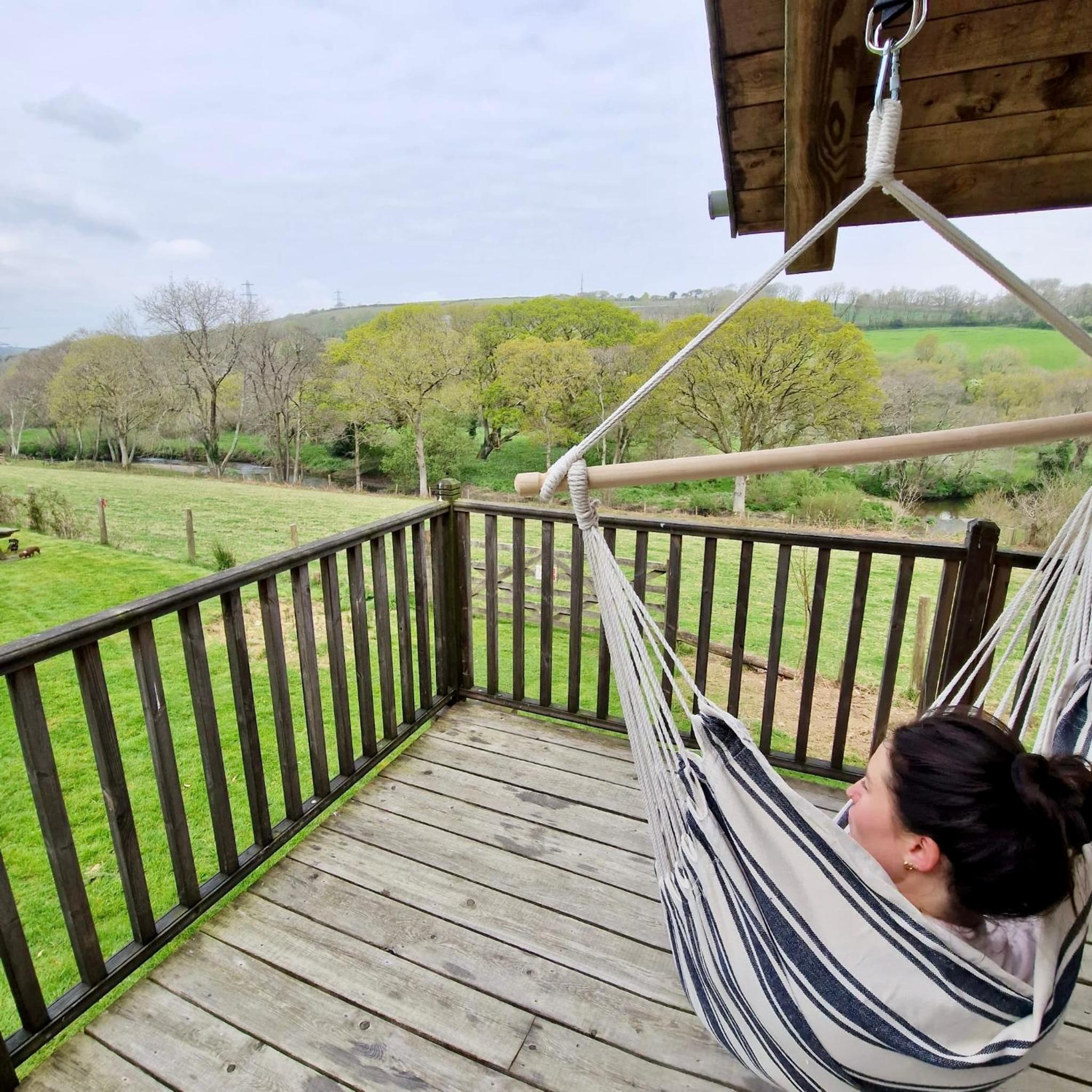 Kingfisher Cabin, Butterwell Farm, Riverside cabin on 40-acre private estate view 4
