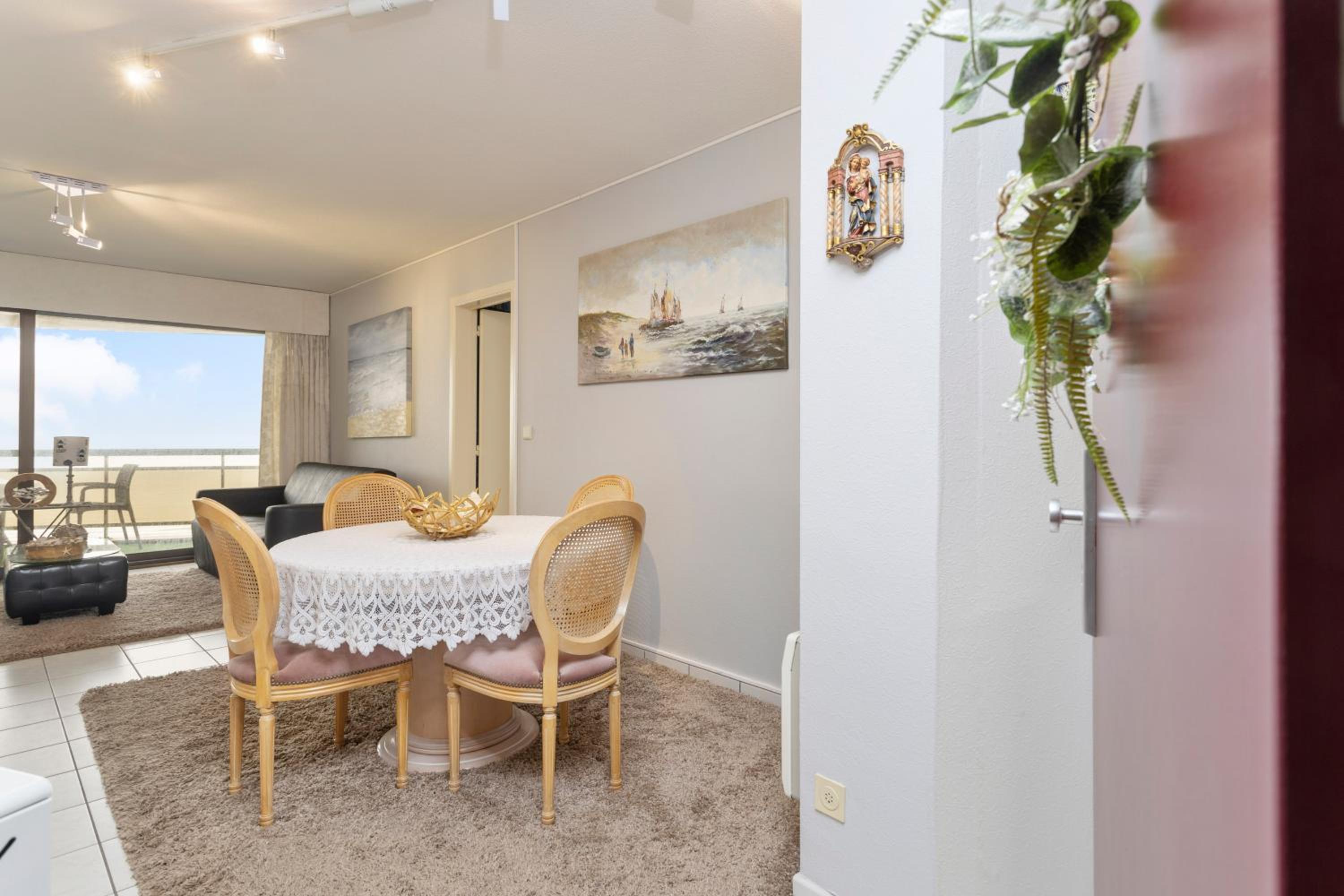 seaview apartment margo