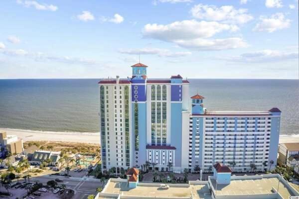 Immaculate Ocean Front Condo With Fireplace! 1BR King Suite - Sleeps 6! - Caribbean Resort 427 view 2
