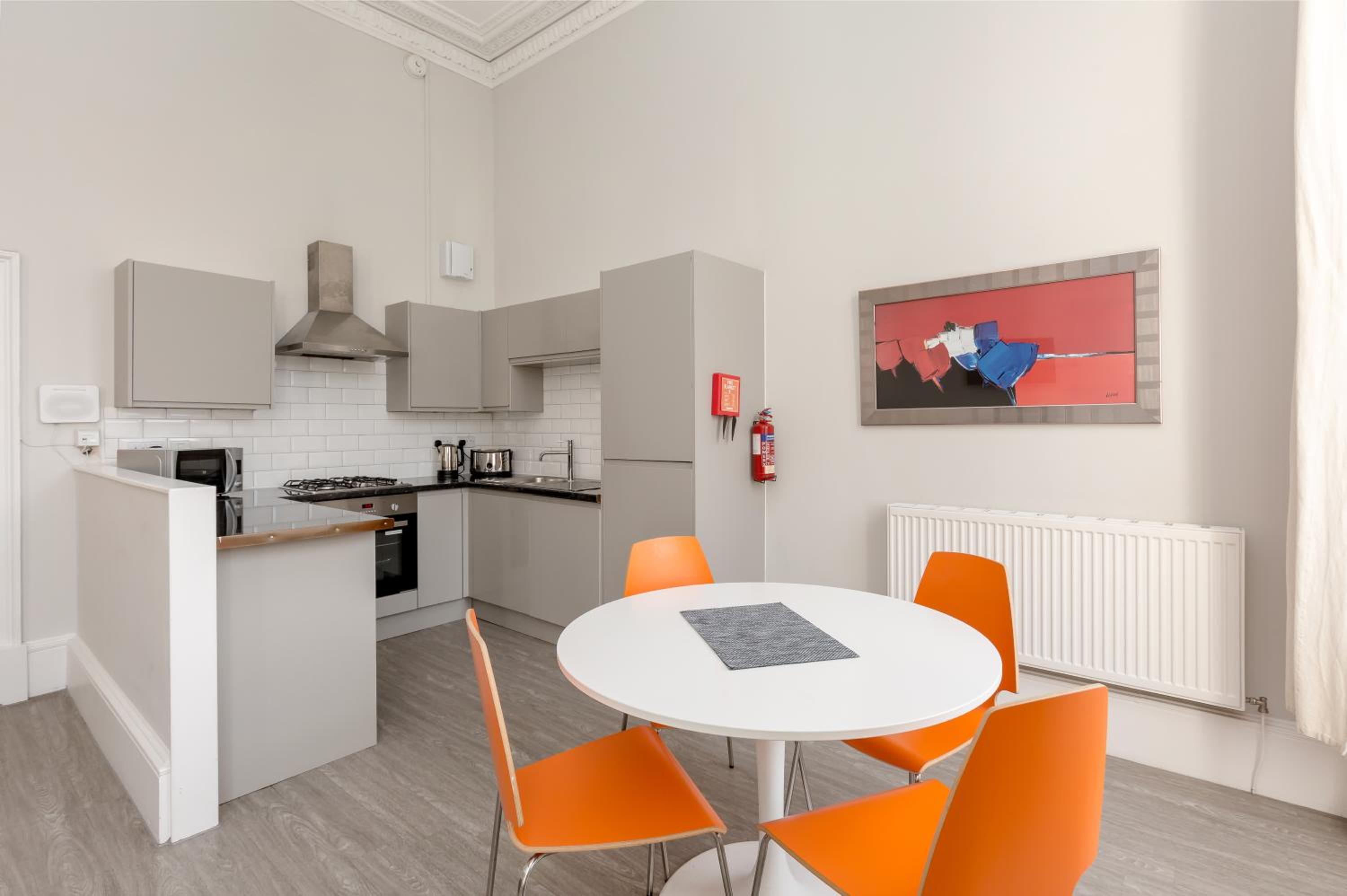 Southside Apartments by Destination Edinburgh view 5