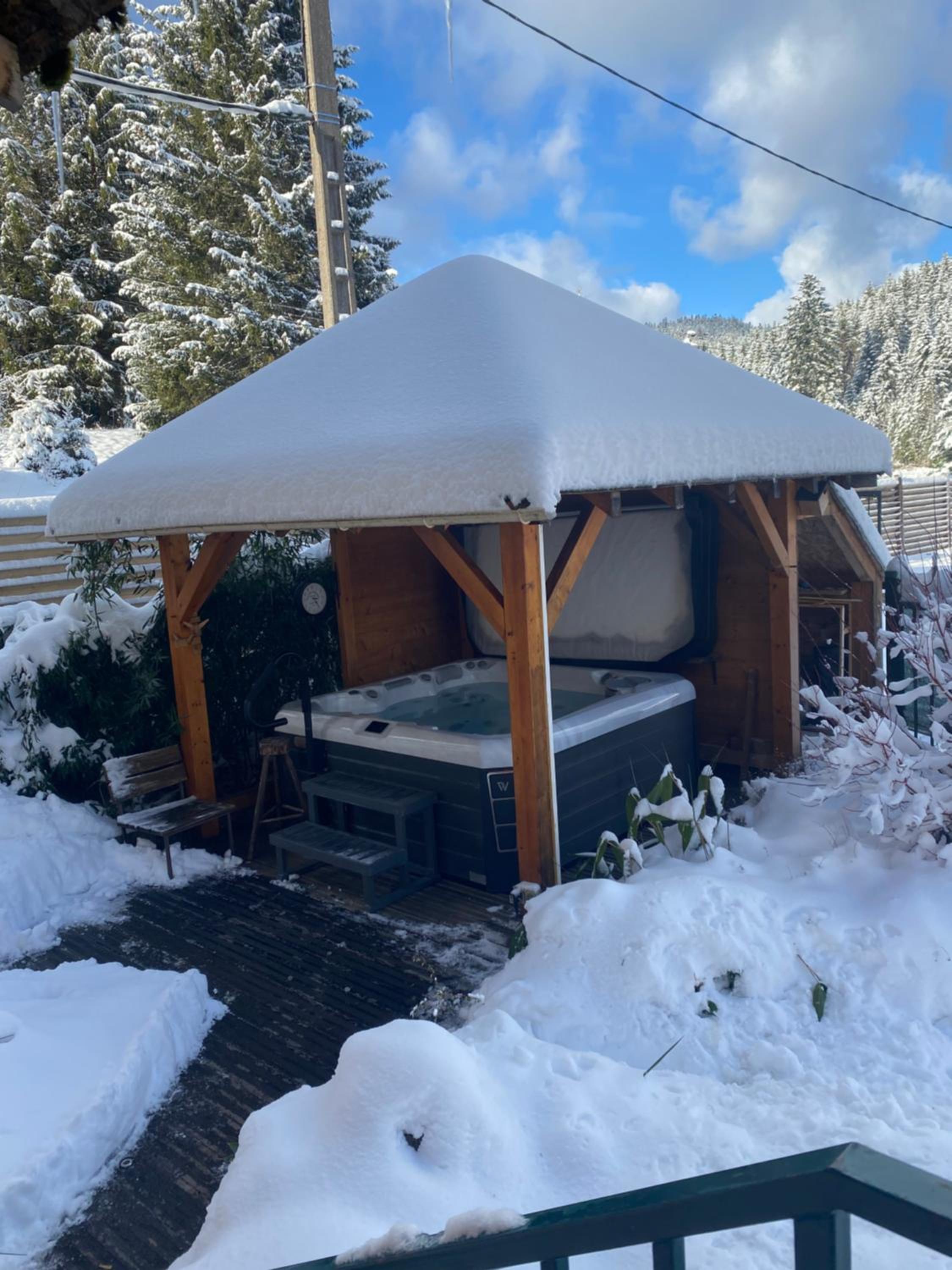 Maison La Devinière - sauna et spa compris accessibles toute l'année