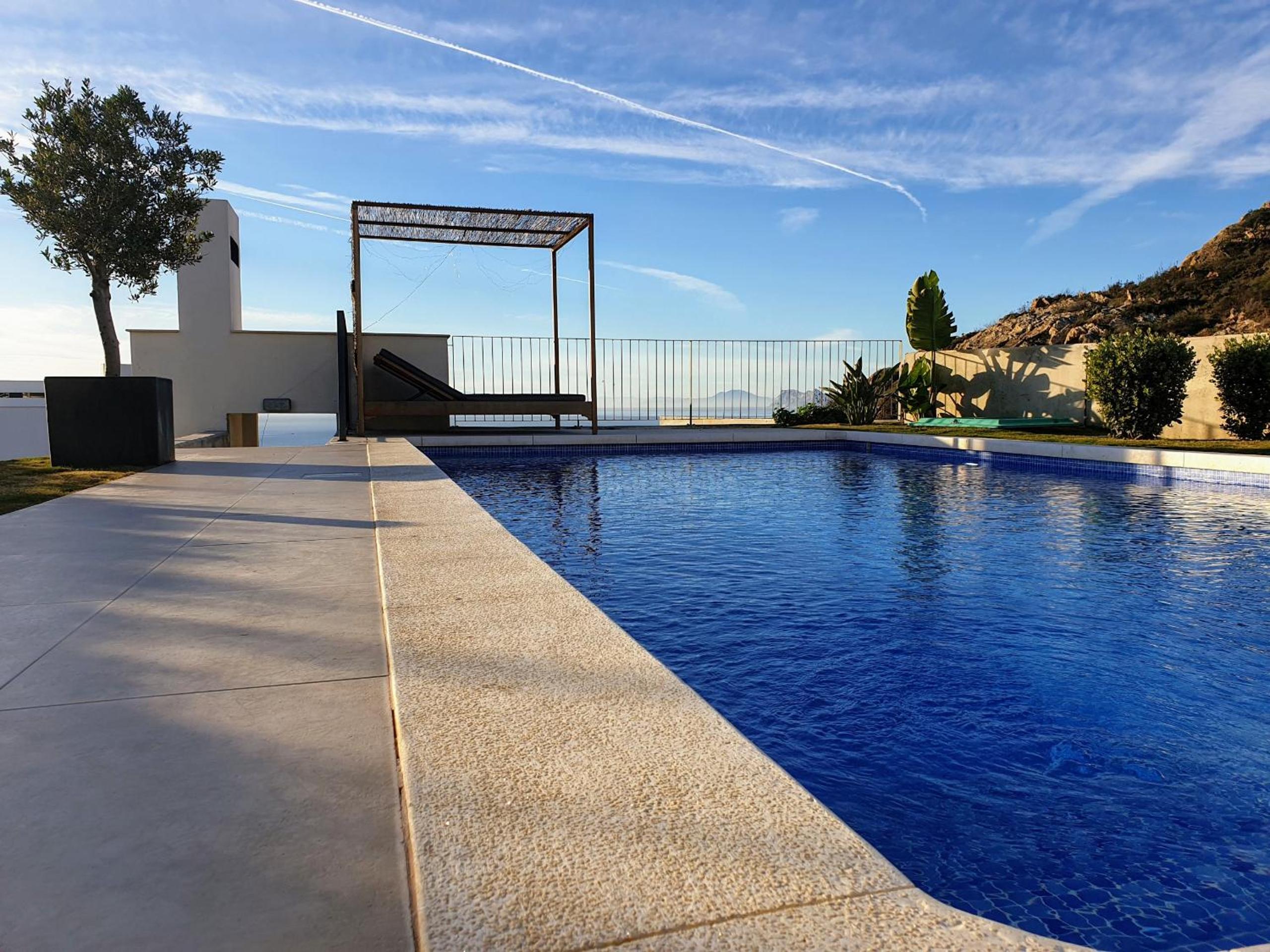 2260-Luxury villa with private pool and seaview view 4