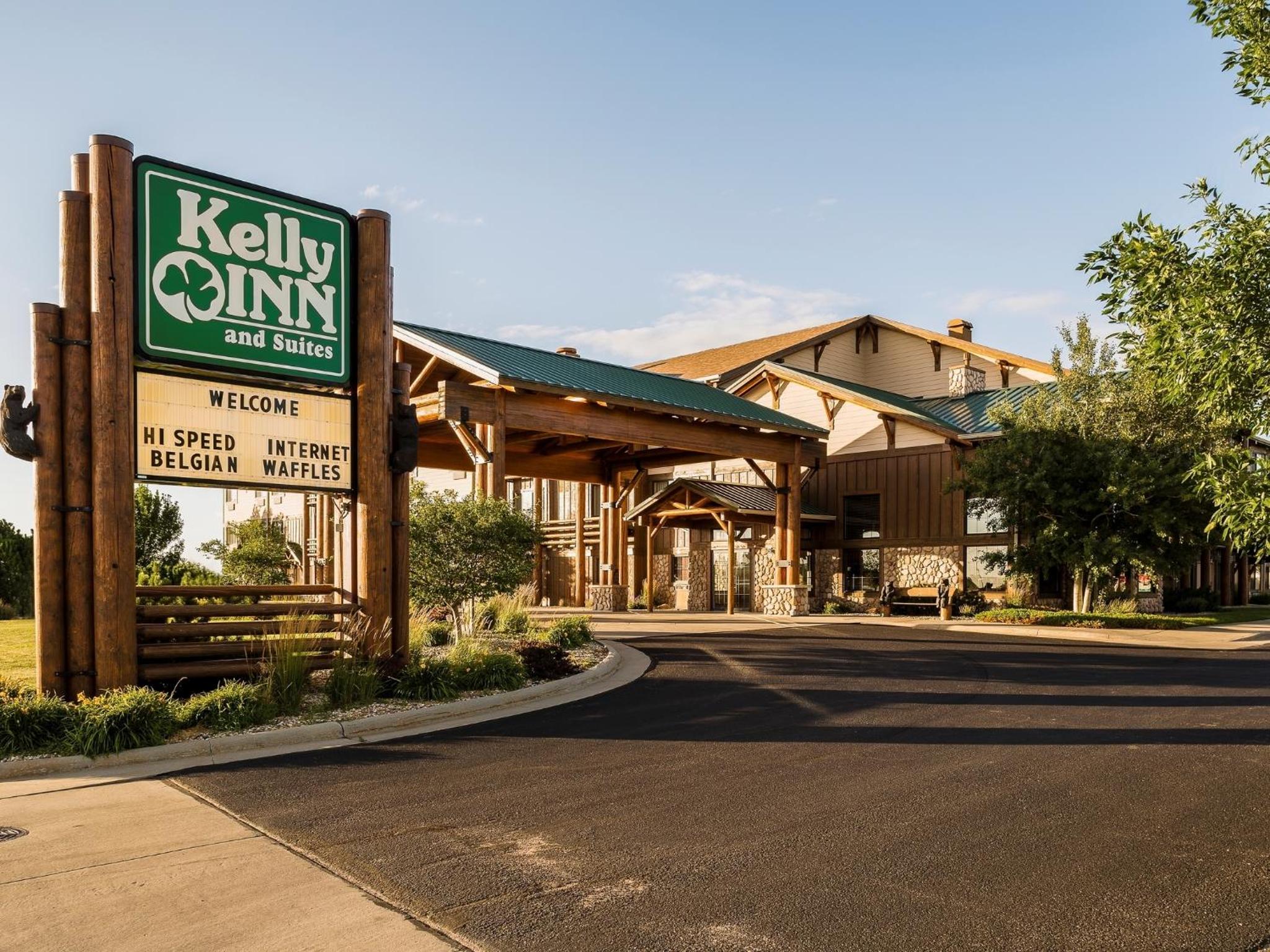 Mitchell Vacations - Kelly Inn and Suites Mitchell - Property Image 11