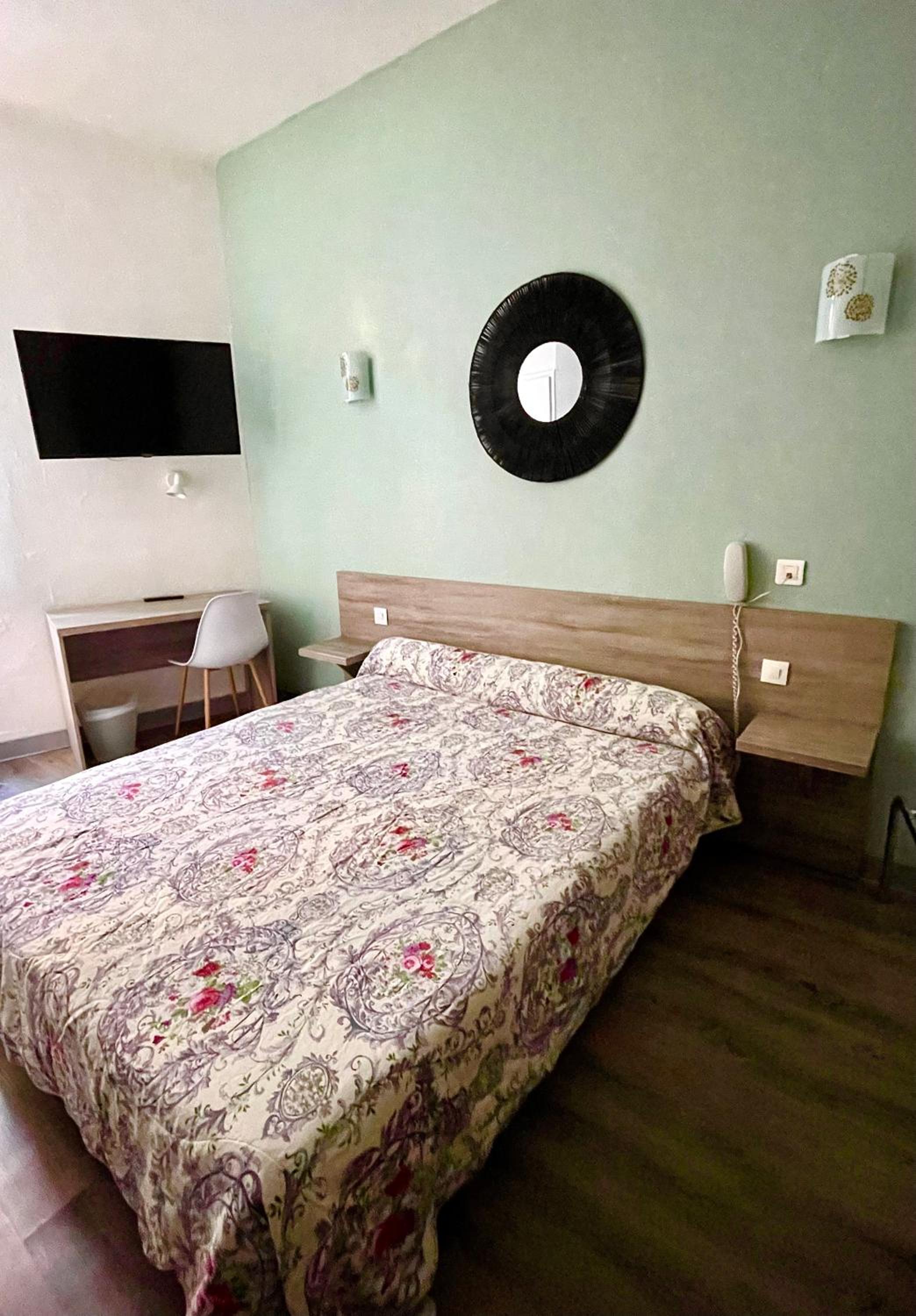 Montpellier Vacations - Hotel Colisee-Verdun Centre Gare Saint-Roch - Property Image 27