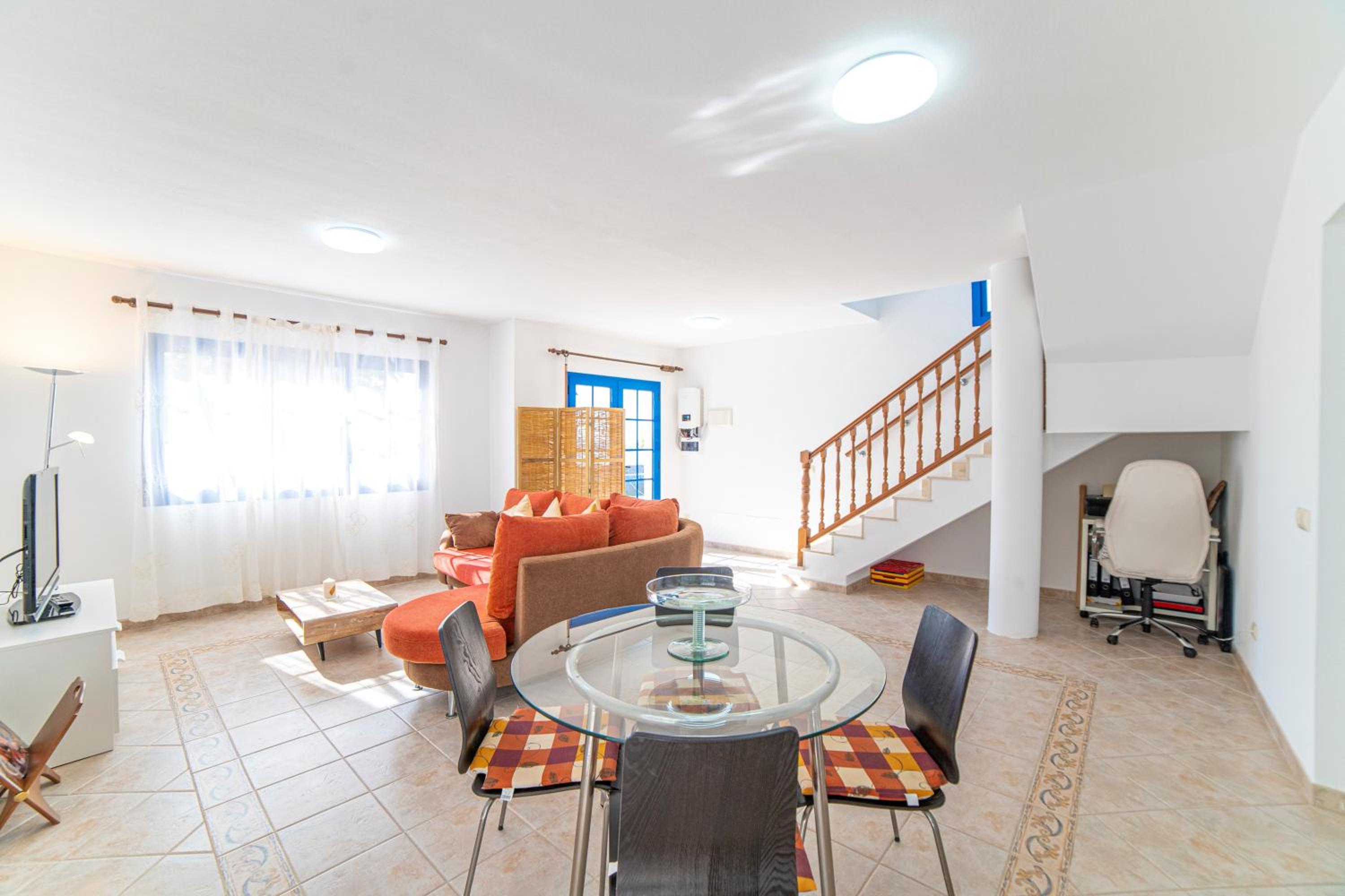 Beautiful Detached Lanzarote Villa 3 Bedrooms Villa Stacruz Bay Stunning Views & Close To Amenities Playa Blanca