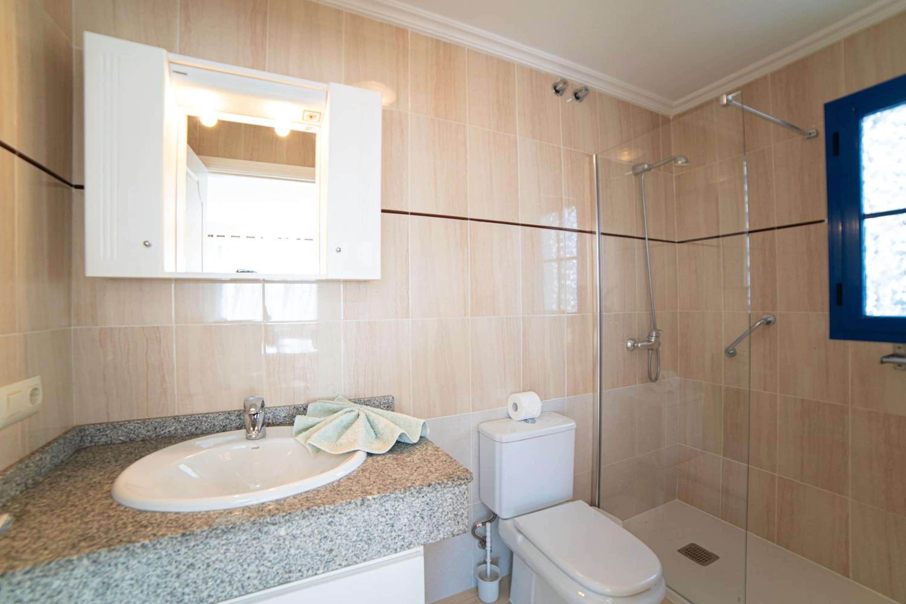 Beautiful Detached Lanzarote Villa 3 Bedrooms Villa Stacruz Bay Stunning Views & Close To Amenities Playa Blanca