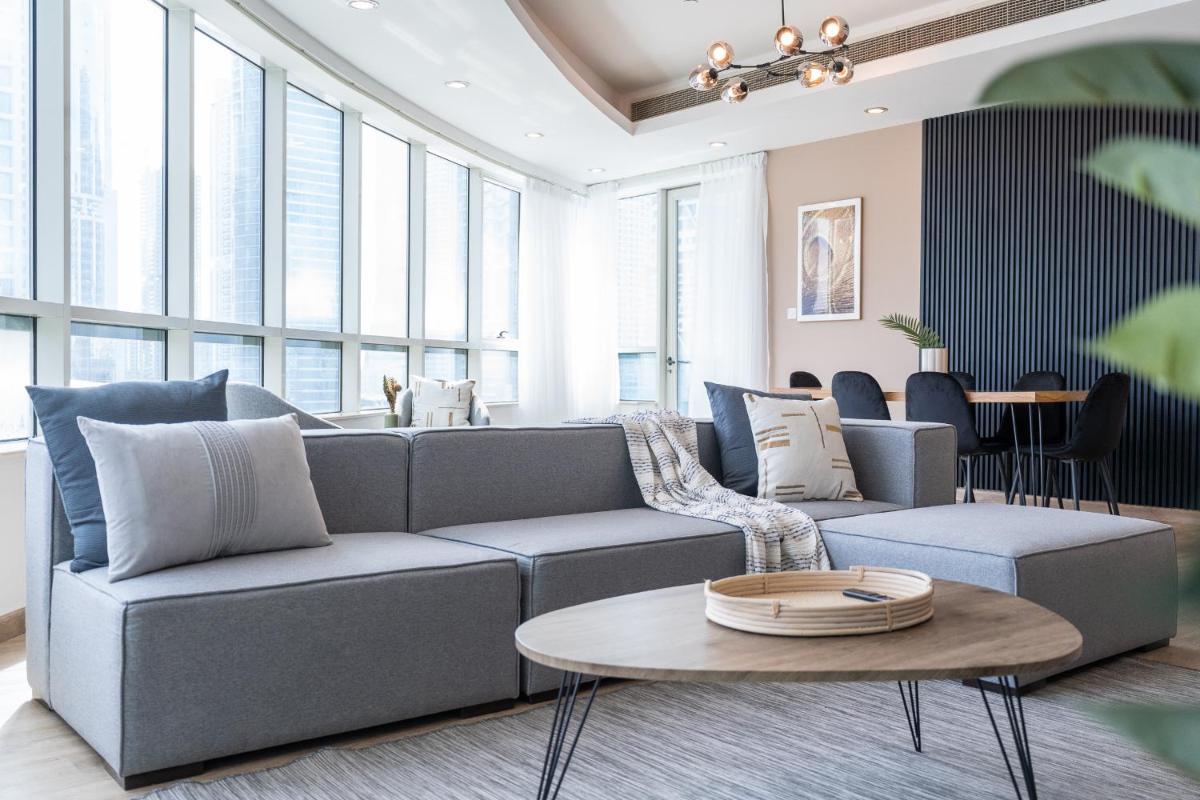 Dubai Marina - Stunning Huge 4 Bedroom Apts Near JBR - Gym - Pool - Parking by Sojo Stay