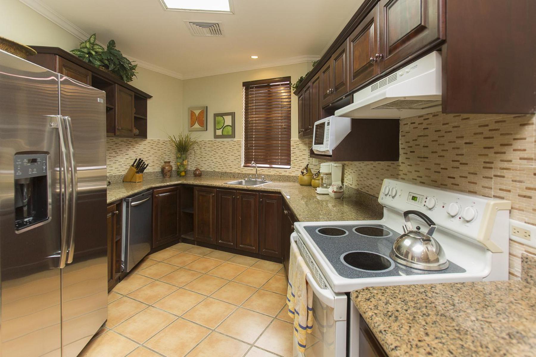 Bougainvillea 9305 Luxury Apartment - Reserva Conchal