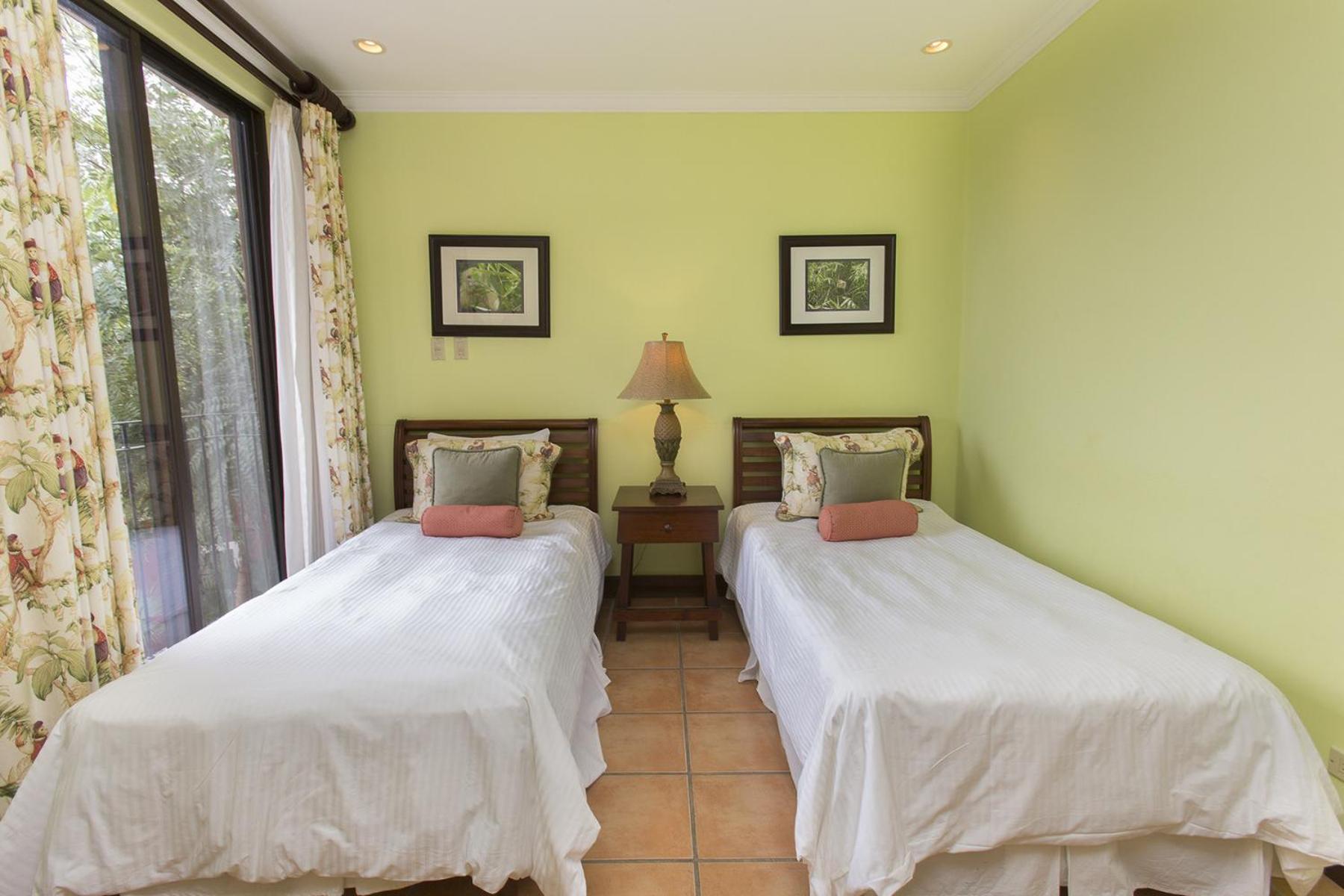 Bougainvillea 9305 Luxury Apartment - Reserva Conchal