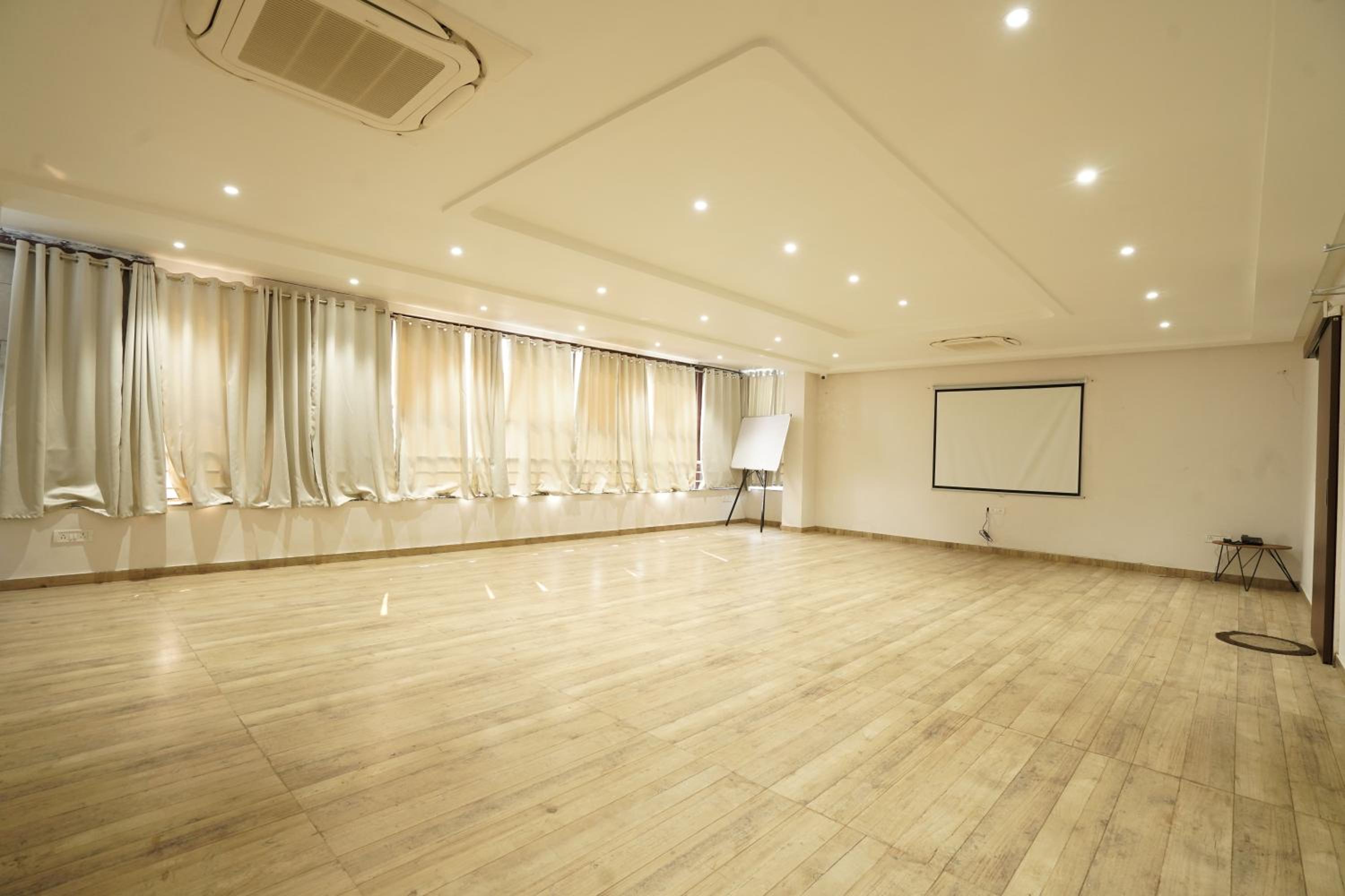 meeting & event spaces