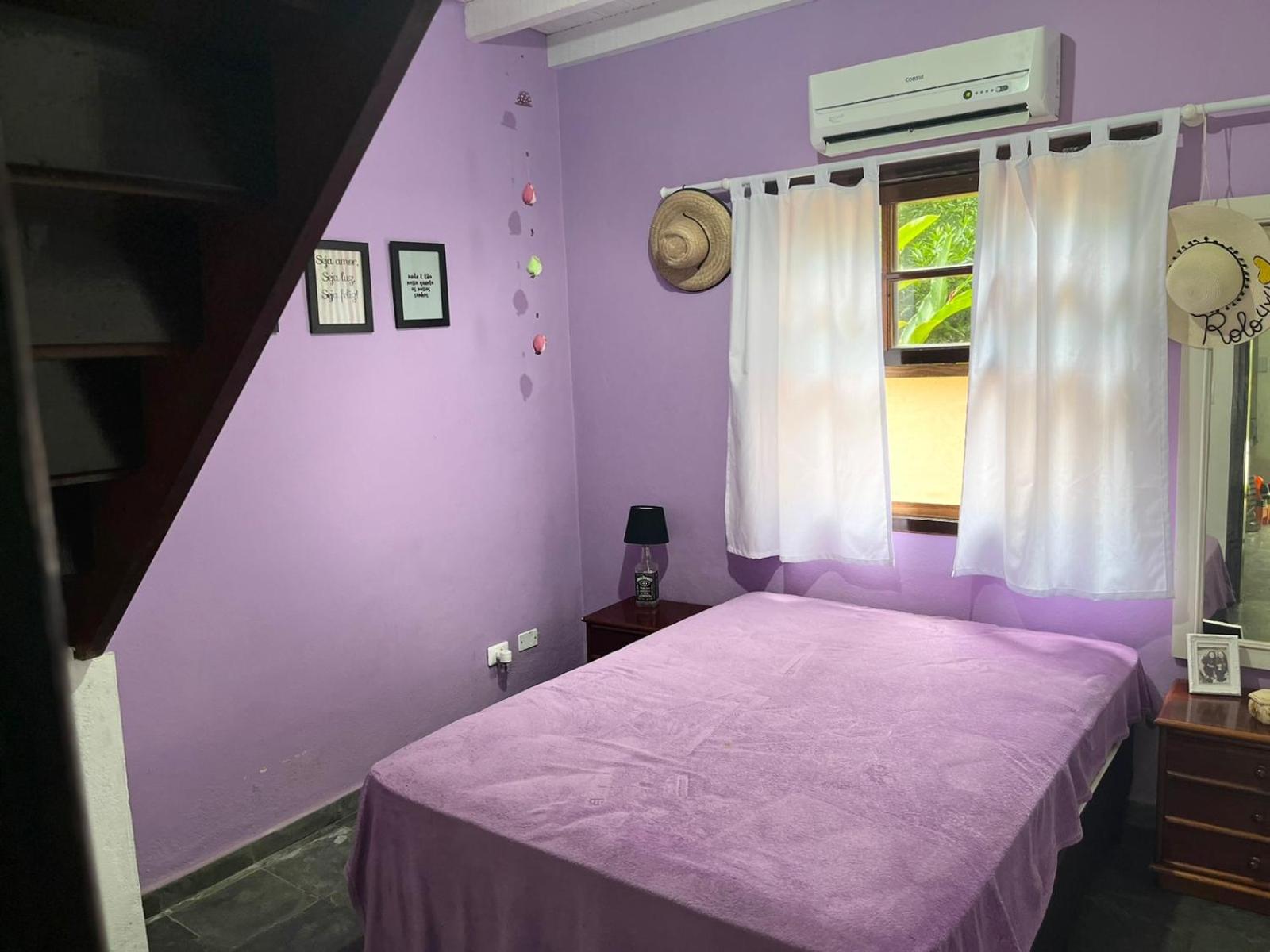 Casa na praia de Camburi em condomínio com piscina aquecida