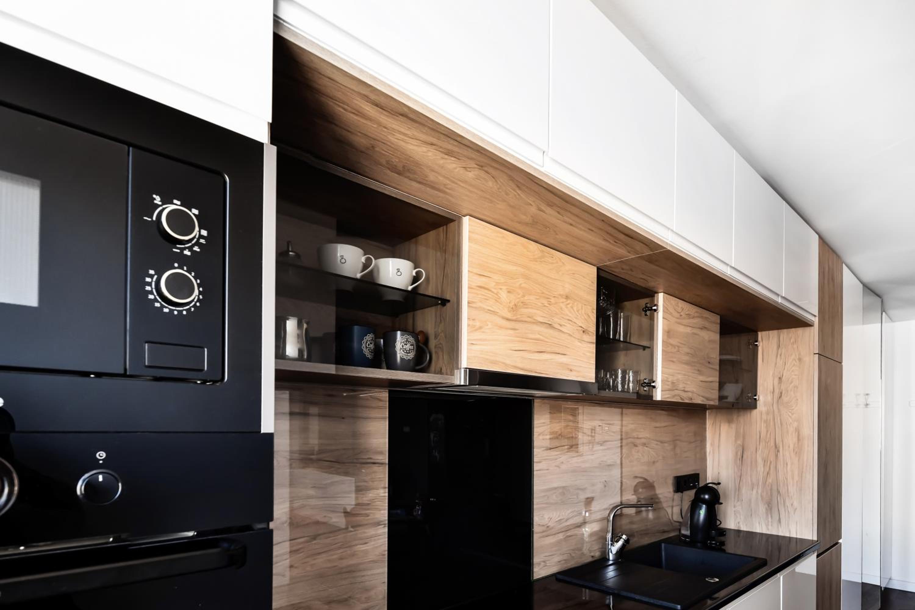 2 bedroom Penthouse in city center, free parking